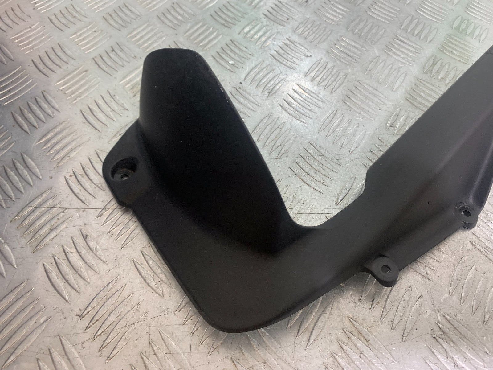 KAWASAKI ER6 N REAR HUGGER  YEAR 2012-2017 (CMB1324)