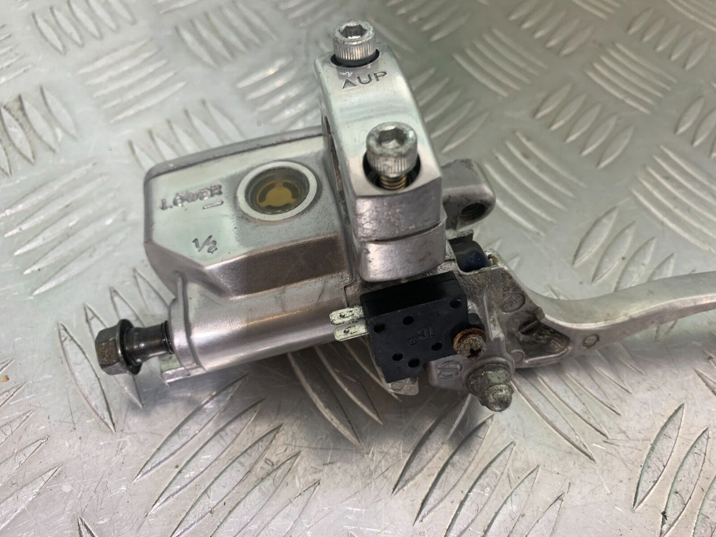 HONDA VT1100 C SHADOW SPIRIT FRONT MASTER CYLINDER 2002-2003 (CMB1035)
