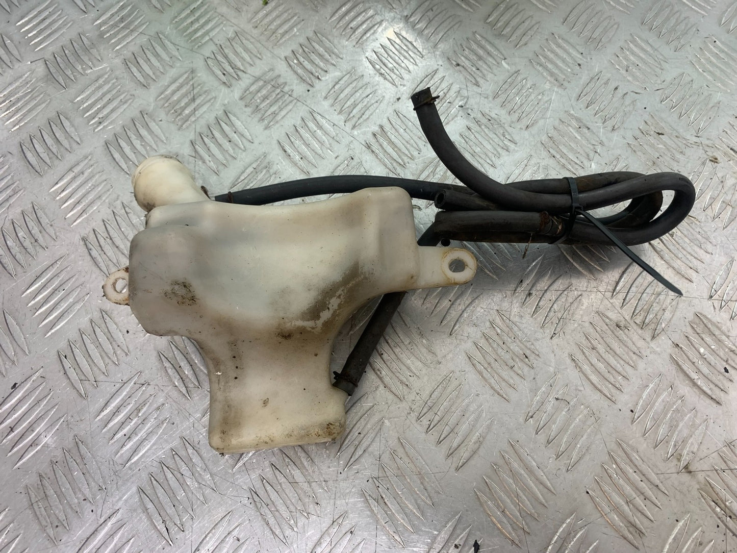HONDA GL500 GL 500 SILVERWING COOLANT BOTTLE  YEAR 1981-82 (CMB1168)
