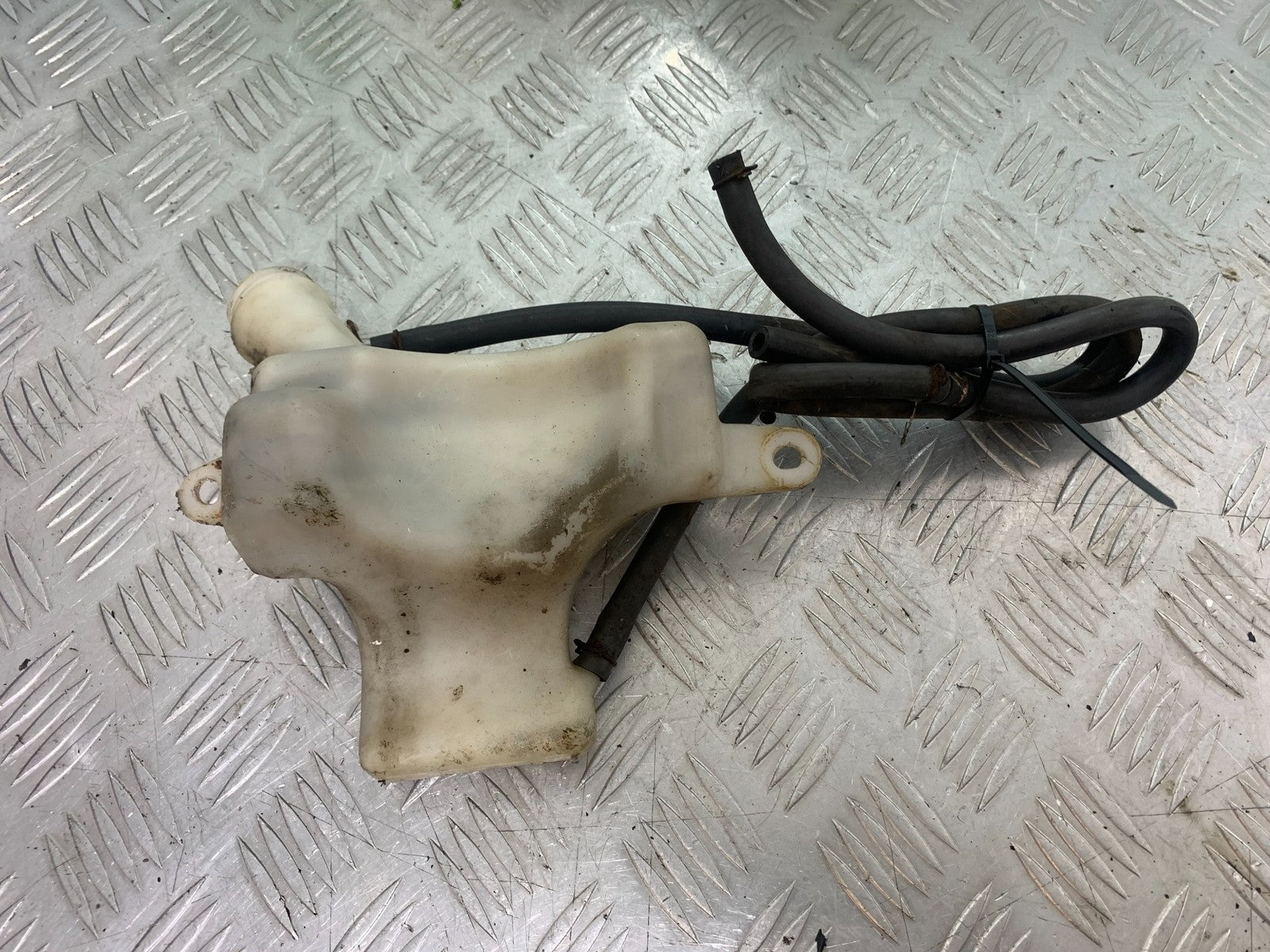 HONDA GL500 GL 500 SILVERWING COOLANT BOTTLE  YEAR 1981-82 (CMB1168)