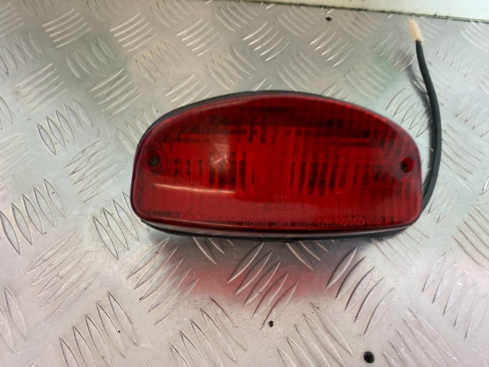 HONDA CBR1100 BLACKBIRD REAR LIGHT  YEAR 1996-1998 (CMB1017)