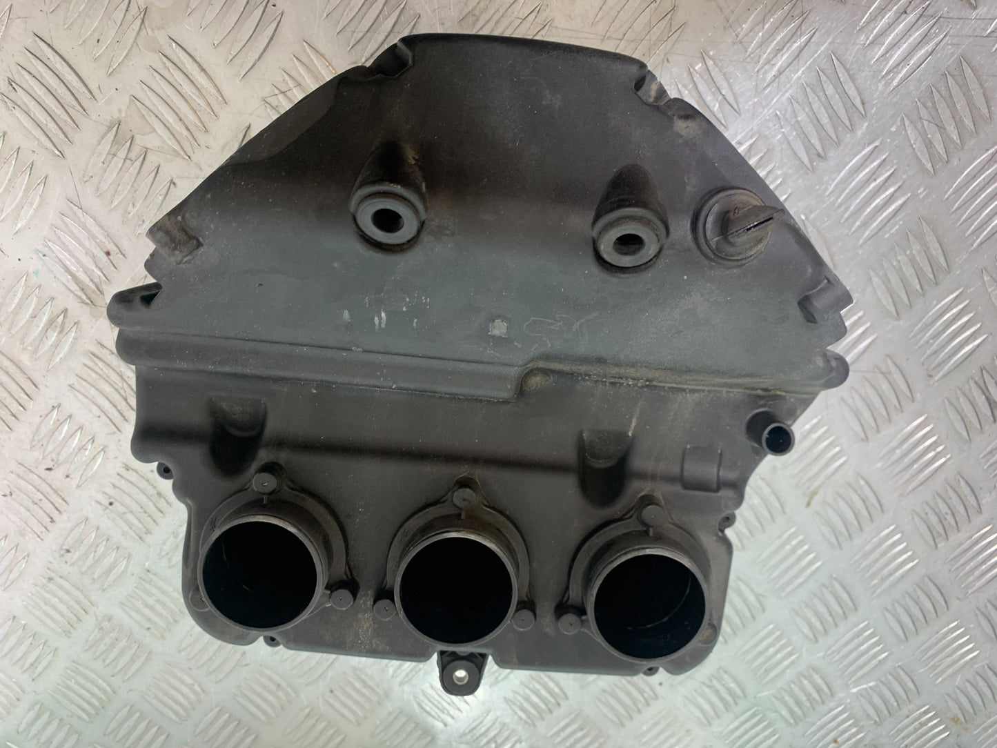 MV AGUSTA 800 F3 AIR BOX    YEAR 2013-2016 (CMB1152)