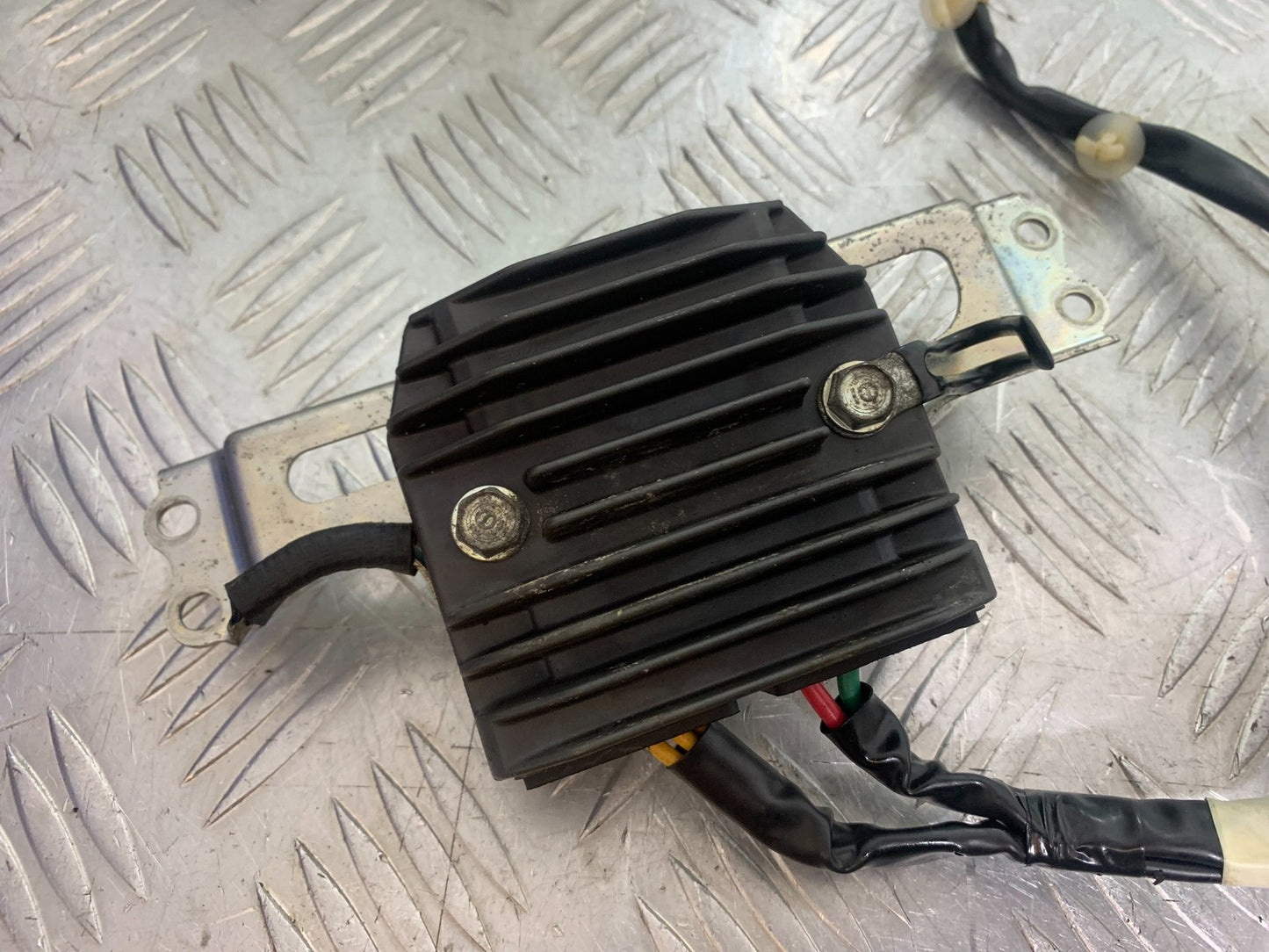 HONDA CBR1000 rr FIREBLADE REGULATOR   YEAR 2012-2016 (CMB1198)