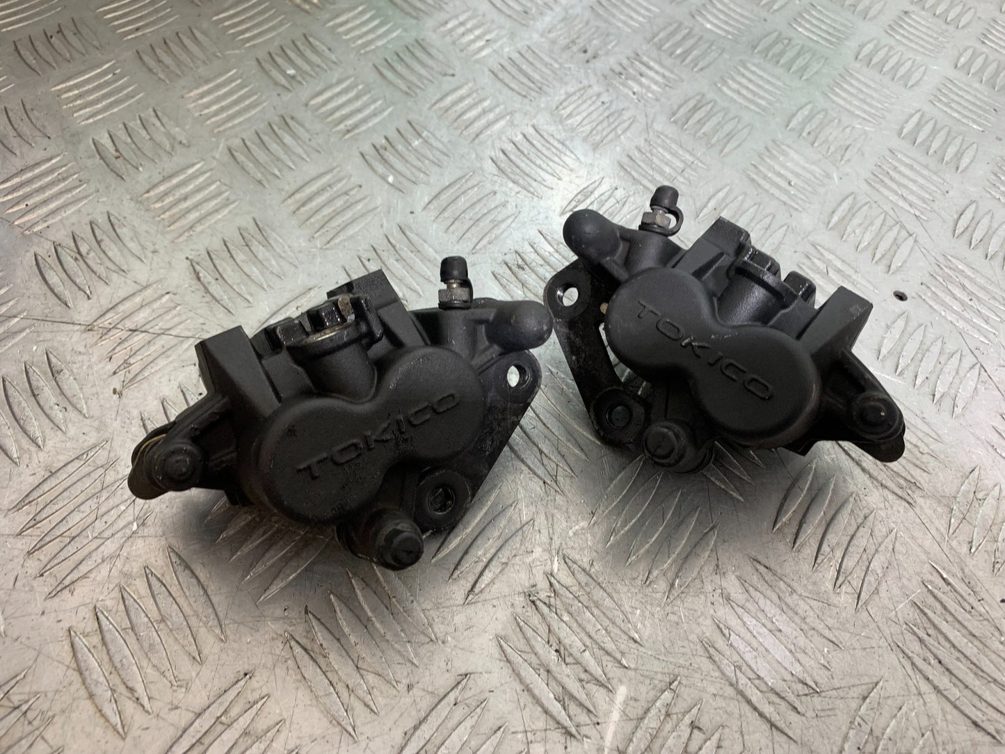 KAWASAKI ER6 N FRONT BRAKE CALIPERS   YEAR 2012-2017 (CMB1324)