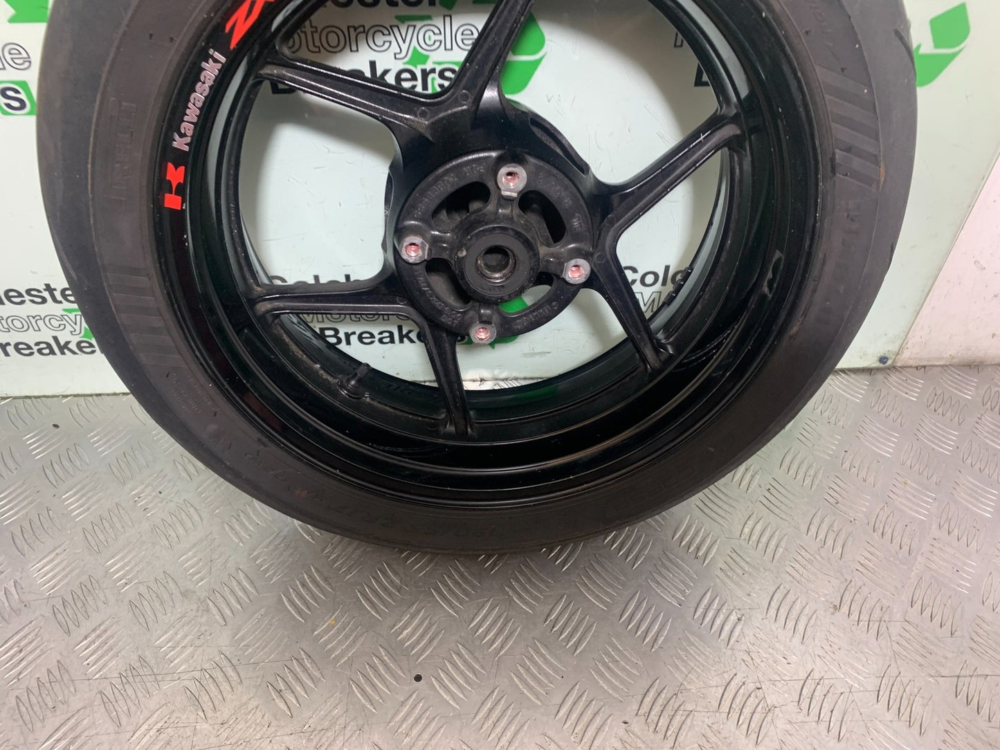 KAWASAKI ZX10R ZX10 R REAR WHEEL   2008-2010 (CMB1206)