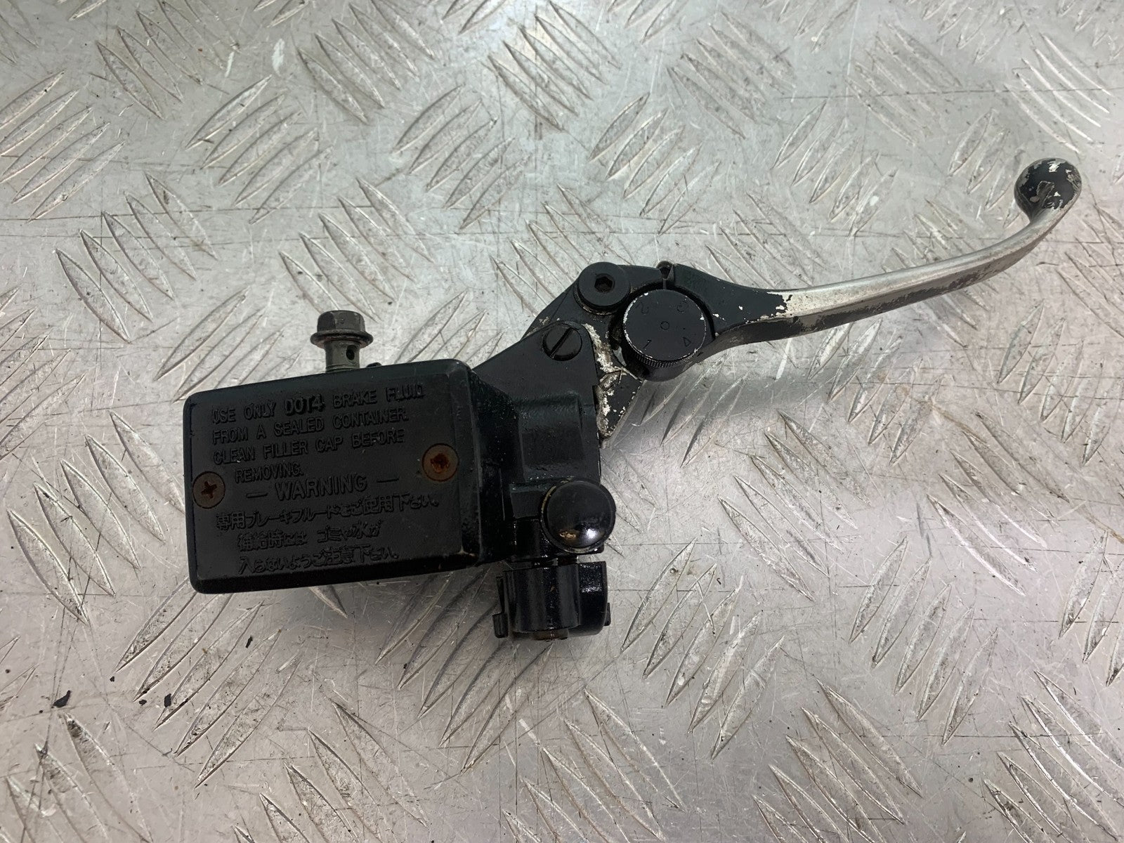 YAMAHA FZS600 FAZER 600 FRONT MASTER CYLINDER    YEAR 1998-2001 (CMB1267)