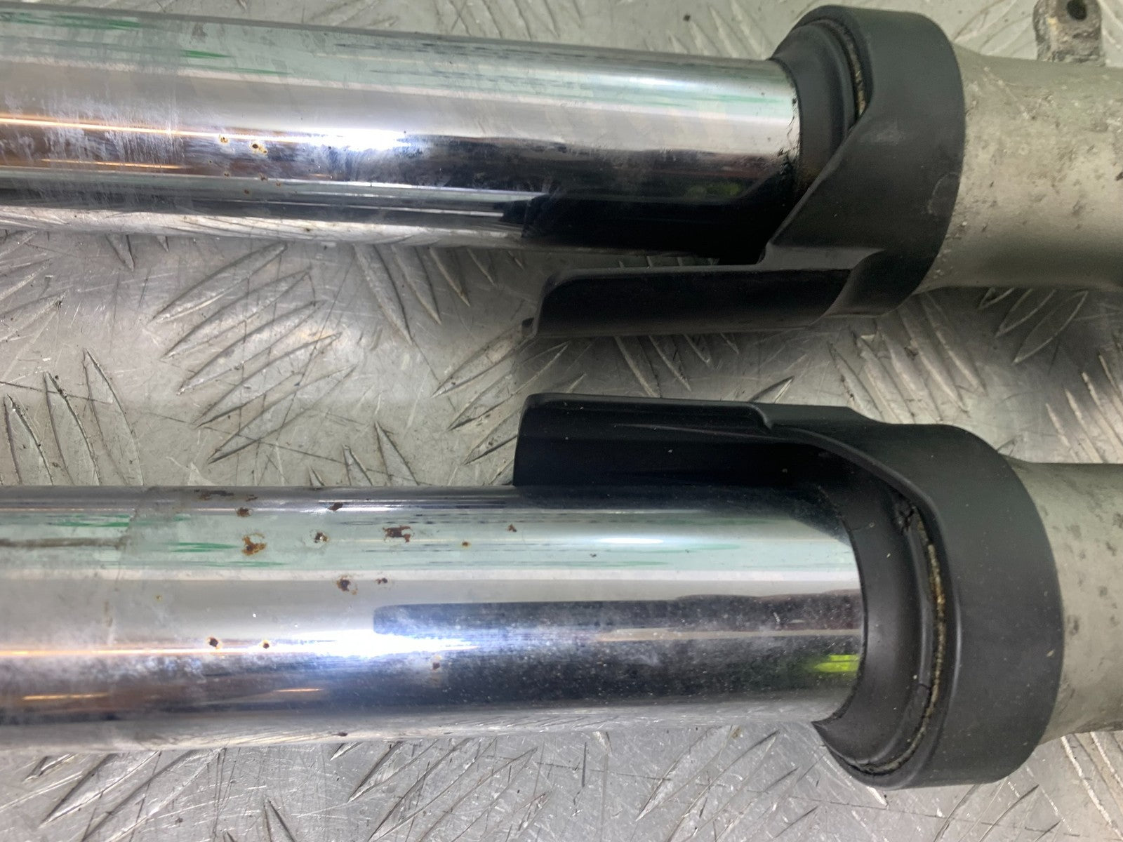 YAMAHA YZF1000 THUNDERACE FORKS   YEAR 1997-2000 (CMB1204)