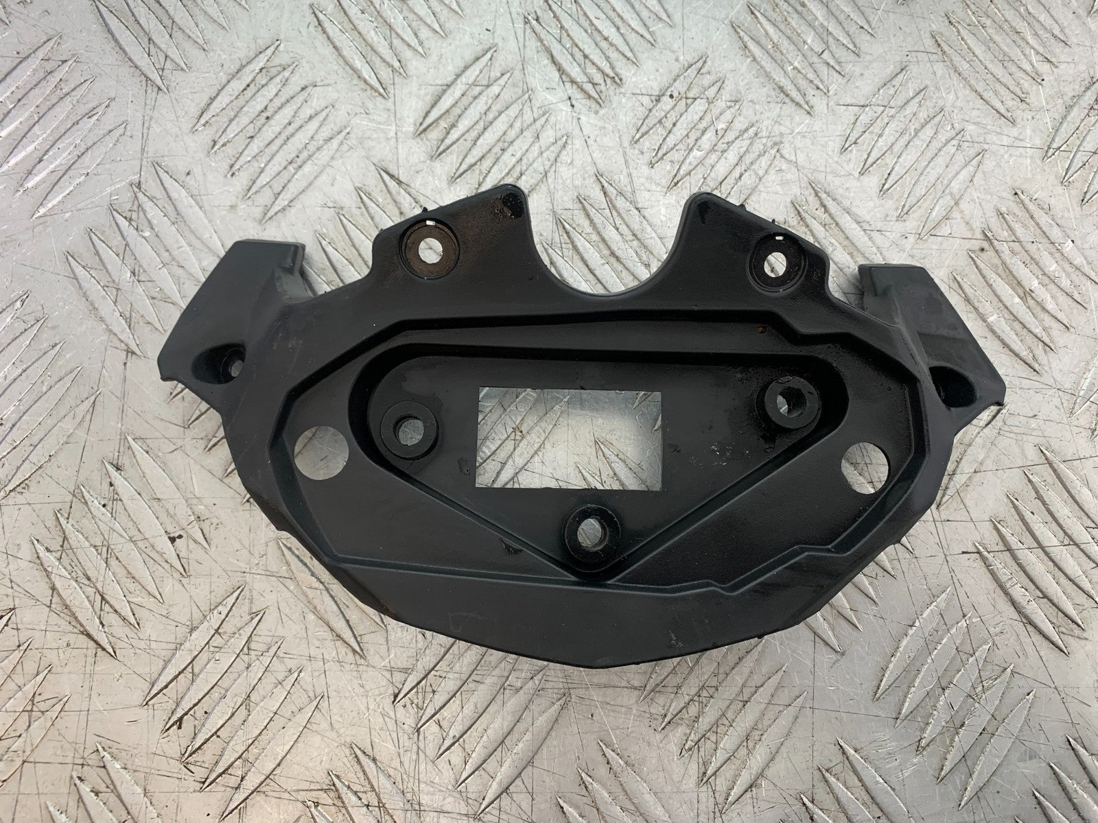 BENELLI BN125 BN 125 SPEEDO SURROUND   YEAR 2018-2021 (CMB1245)