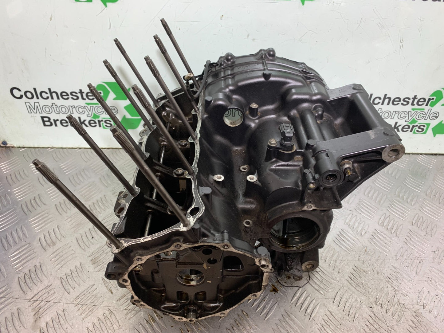 HONDA CBR1000 RR ENGINE CRANK CASINGS  YEAR 2008-2011 (CMB1330)
