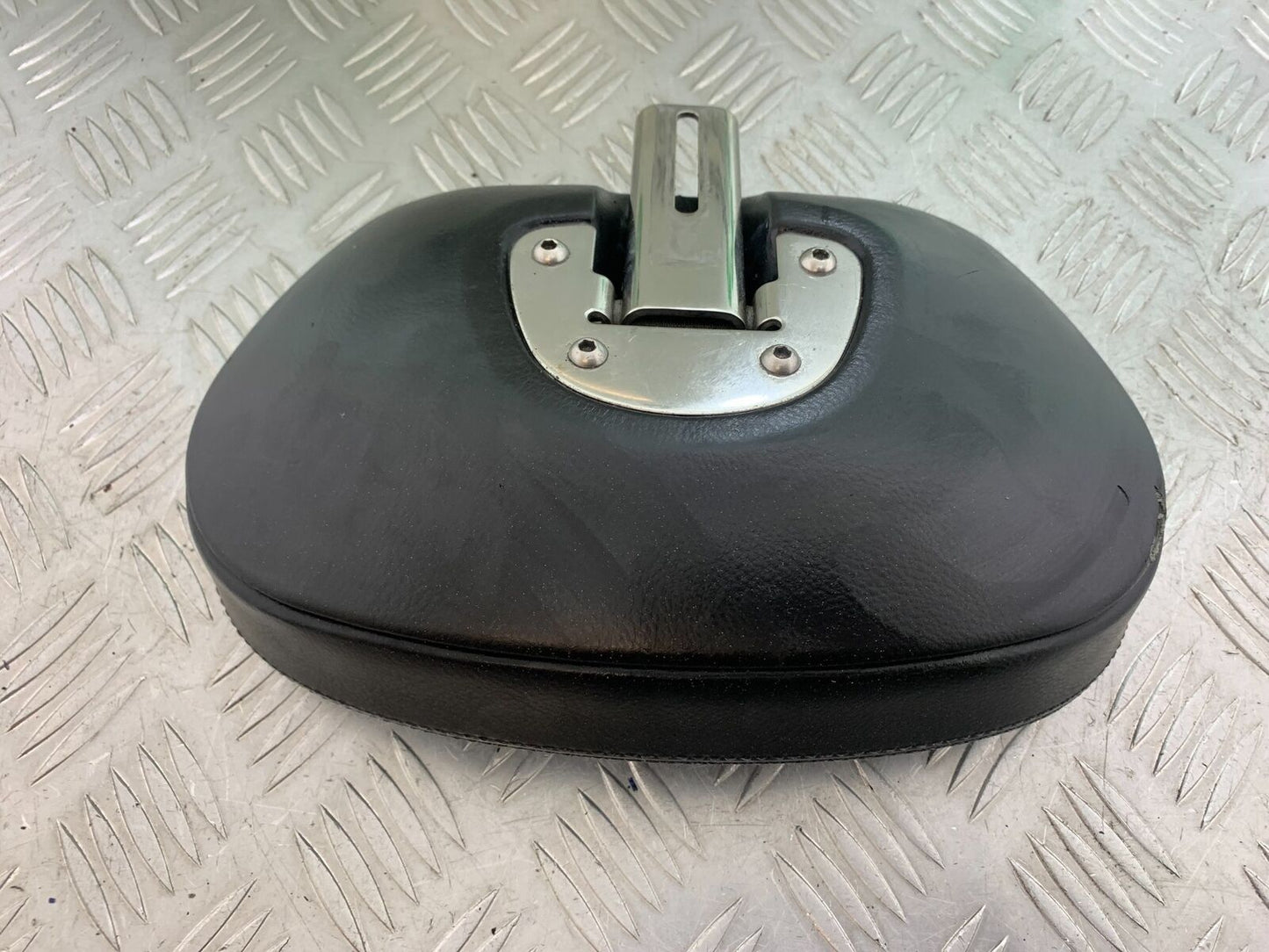 TRIUMPH THUNDERBIRD 1600 SEAT  YEAR 2011 (CMB1107)