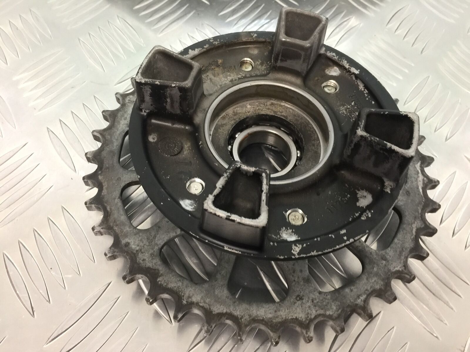 KAWASAKI Z1000 Z 1000 SPROCKET CARRIER  YEAR 2007-2009  (STOCK 927)