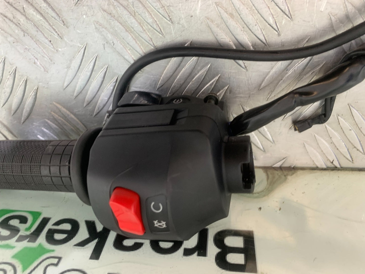 KTM 390 ADVENTURE RIGHT SWITCH GEAR YEAR 2020-24 (CMB1240)