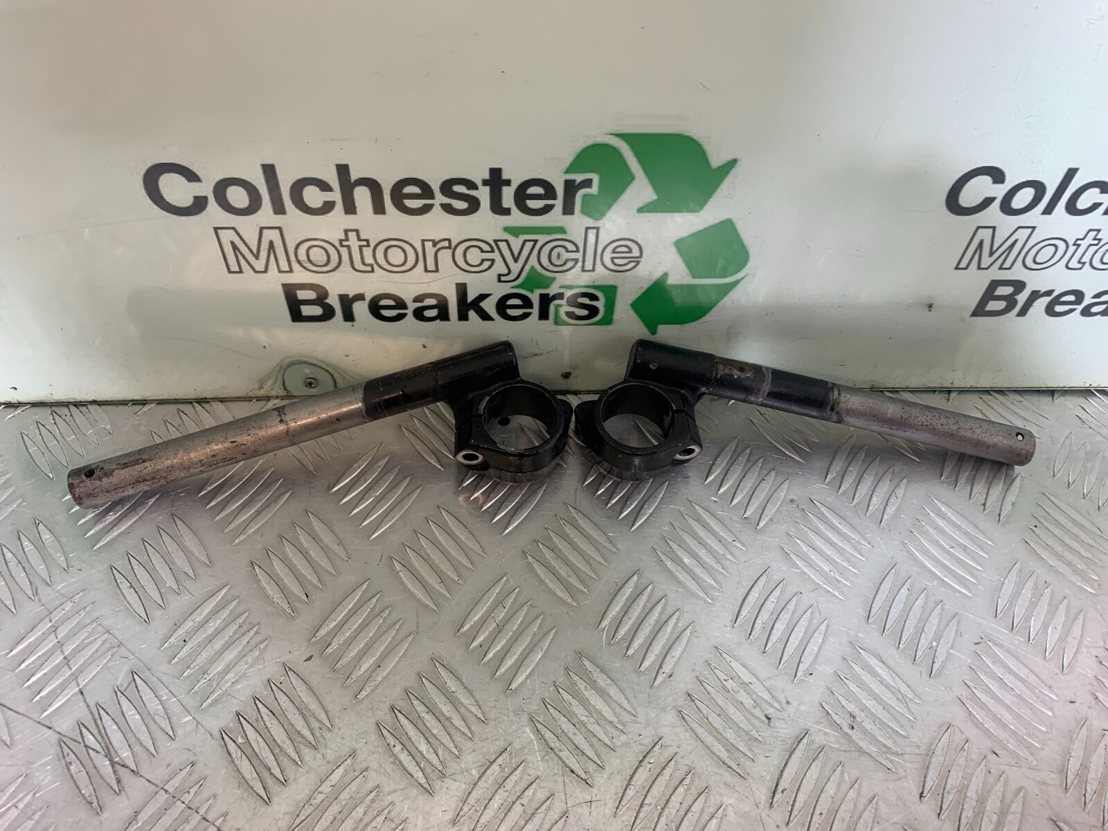 HONDA CBR600 CBR 600 F2 LEFT & RIGHT HANDLEBARS  YEAR 1991-1994(CMB1133)