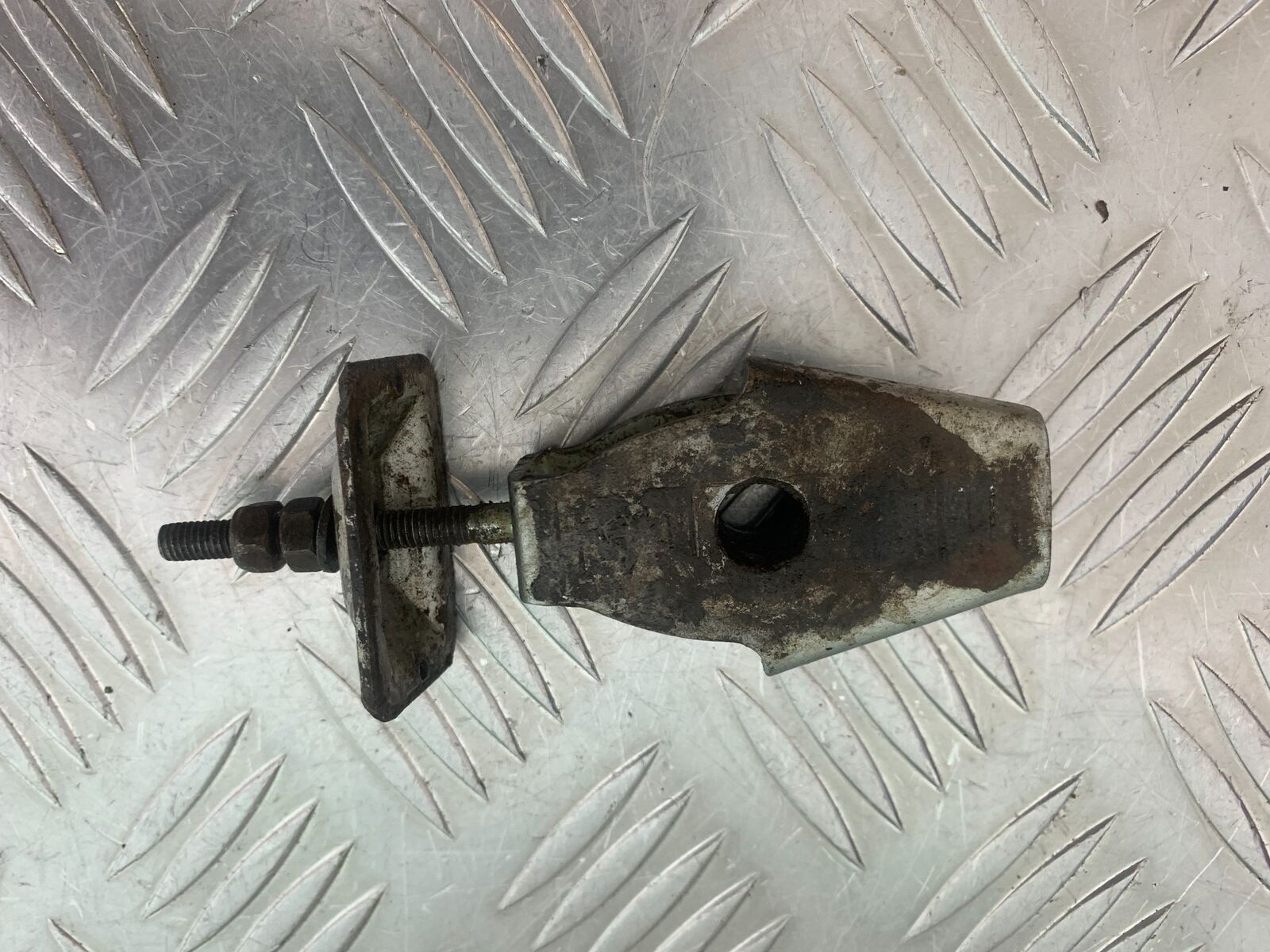 HONDA CBR125 CBR 125 1 X CHAIN ADJUSTER   YEAR 2004-06  (CMB1040)