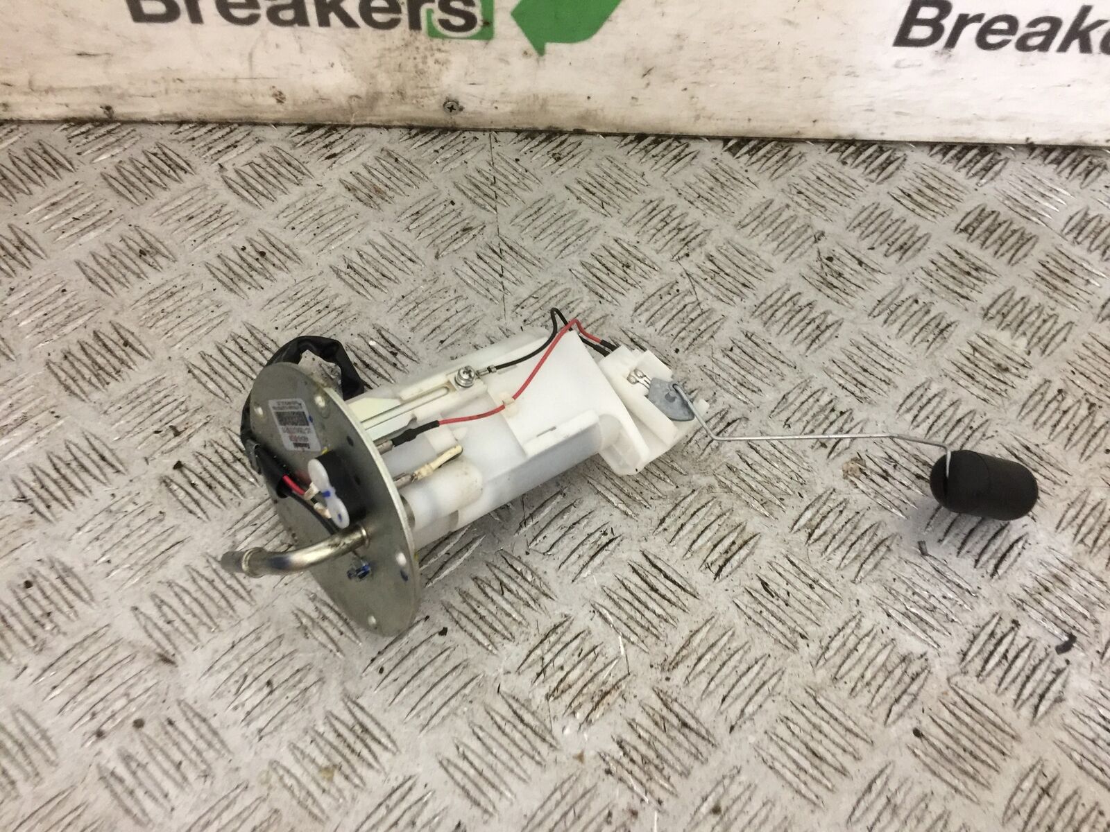 KAWASAKI VN 650 VULCAN PETROL PUMP  YEAR 2017-2021 (STOCK 811)