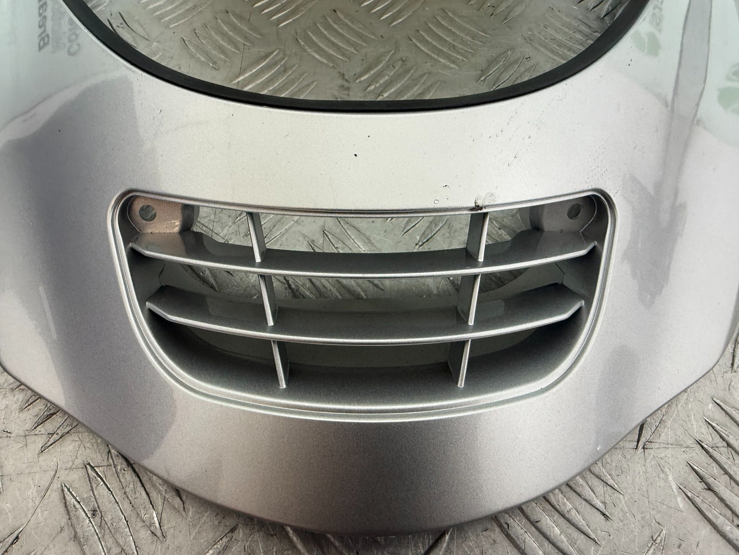 SUZUKI UH125 UH 125 AN250 AN 250 BURGMAN SCREEN TRIM YEAR 1999-2002
