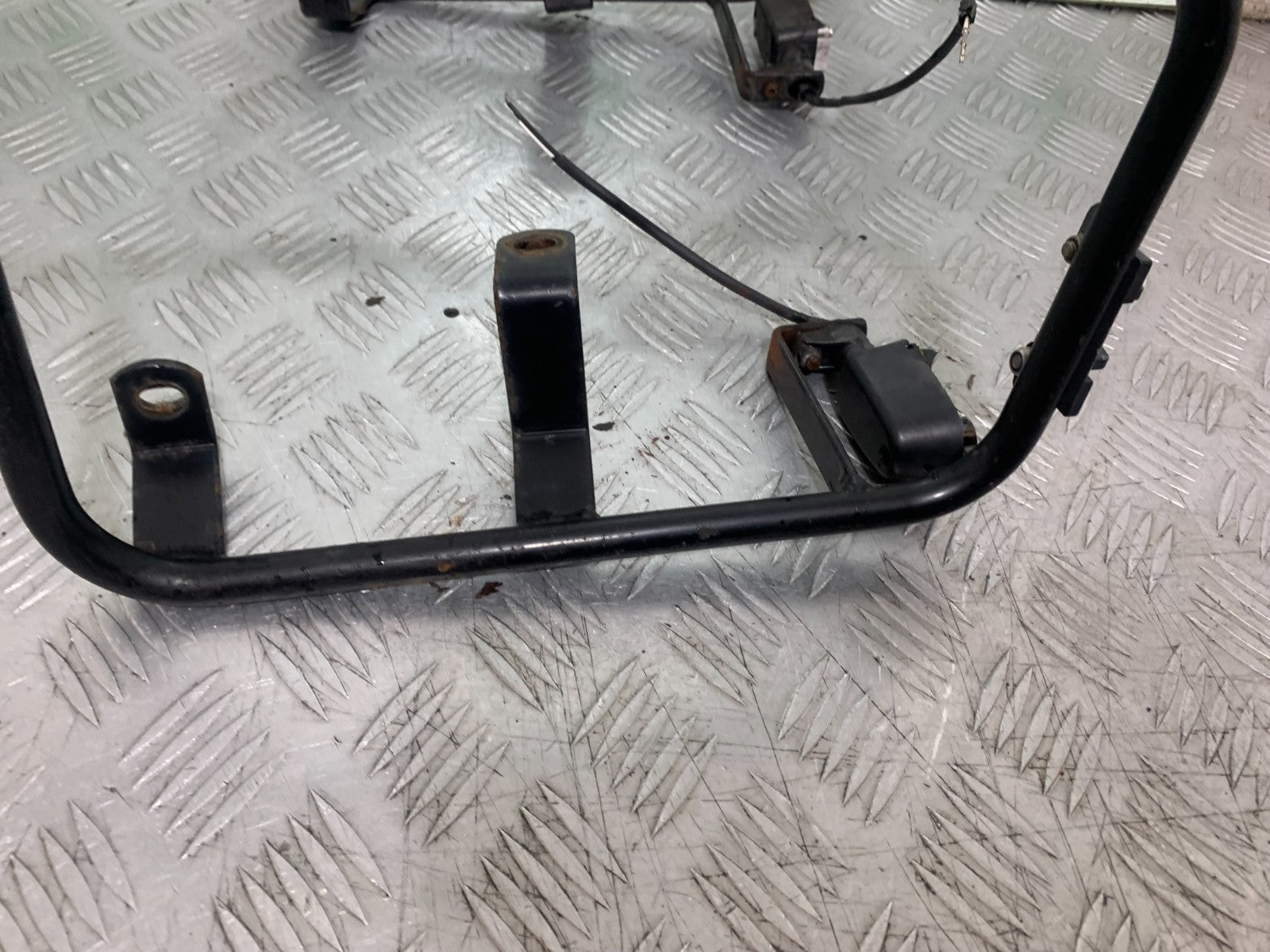 ROYAL ENFIELD HIMALAYAN 411 PANNIER RAILS YEAR 2018-2023 (CMB1322)
