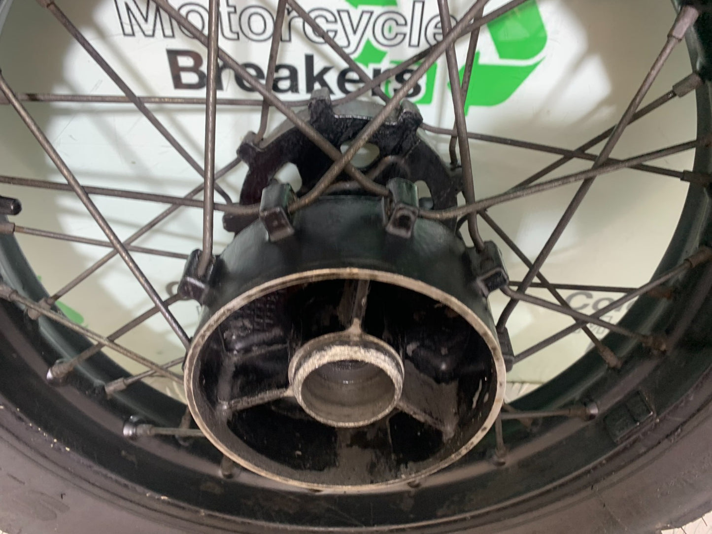 ROYAL ENFIELD HIMALAYAN 411 REAR WHEEL YEAR 2018-2023 (CMB1322)