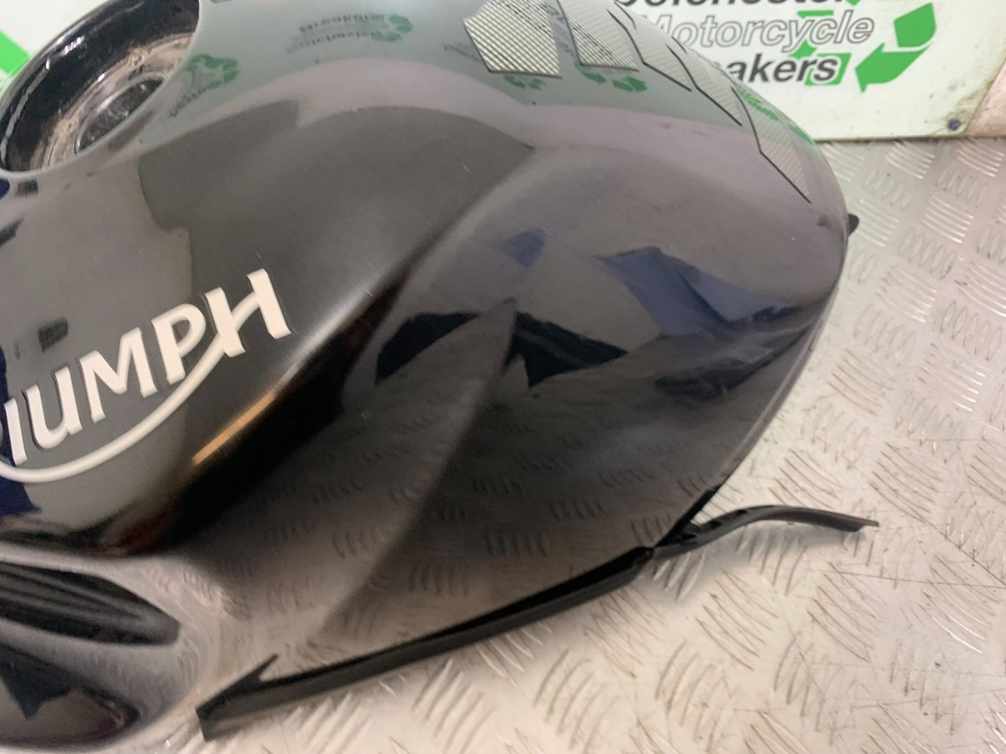 TRIUMPH 1050 SPRINT ST PETROL TANK   2003-2011 (CMB1285)