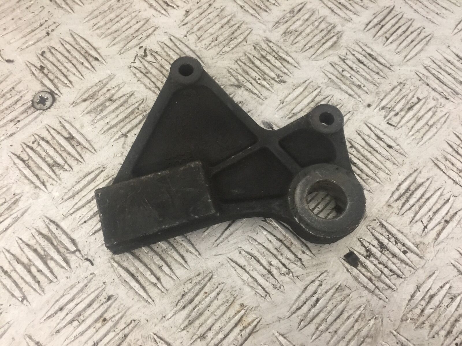 KAWASAKI KLE 650 VERSYS REAR CALIPER BRACKET   YEAR 2010 (STOCK 775)