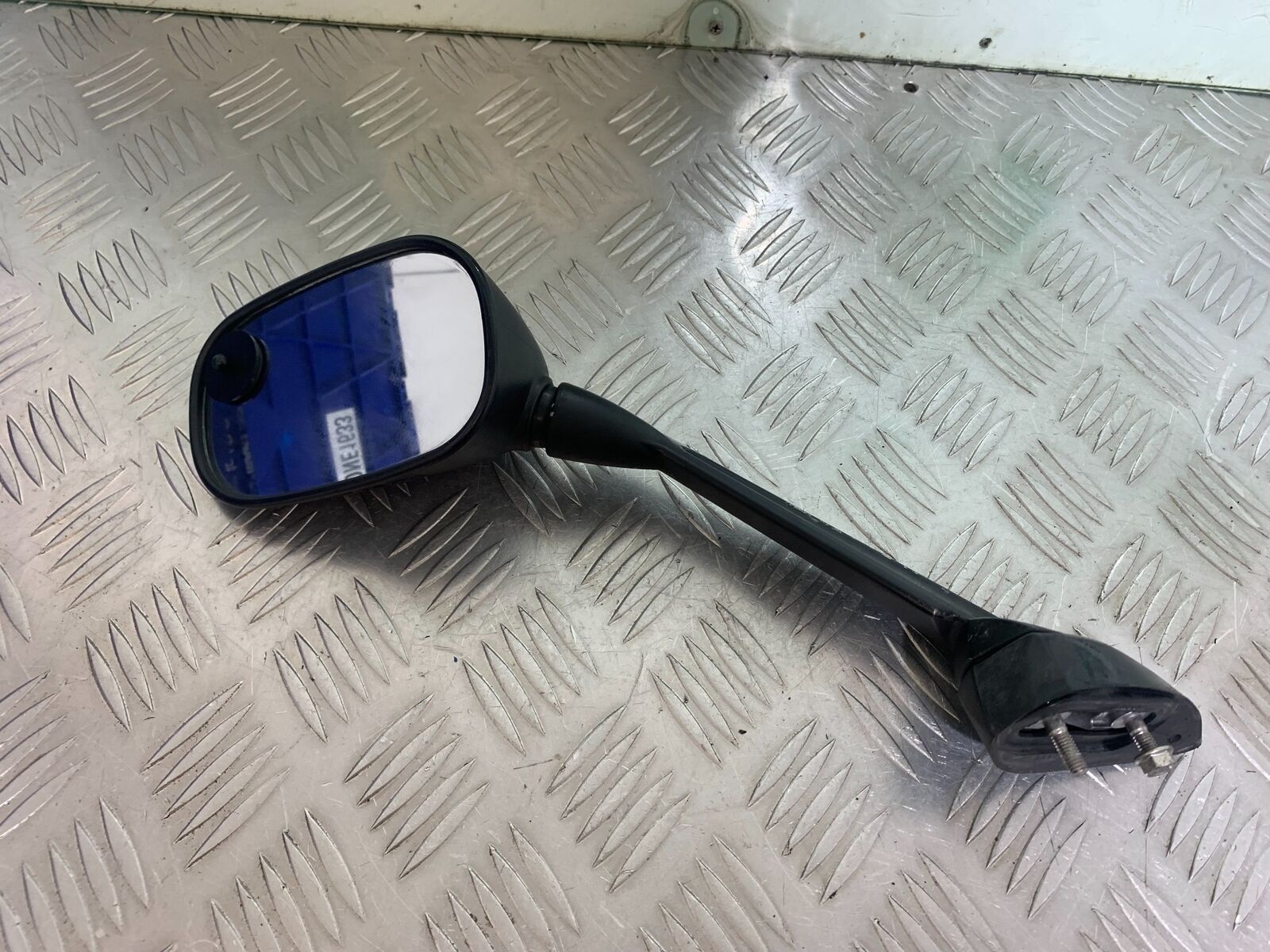 YAMAHA XJ6 XJ6-S LEFT MIRROR  YEAR 2009-2015  (CMB1070)