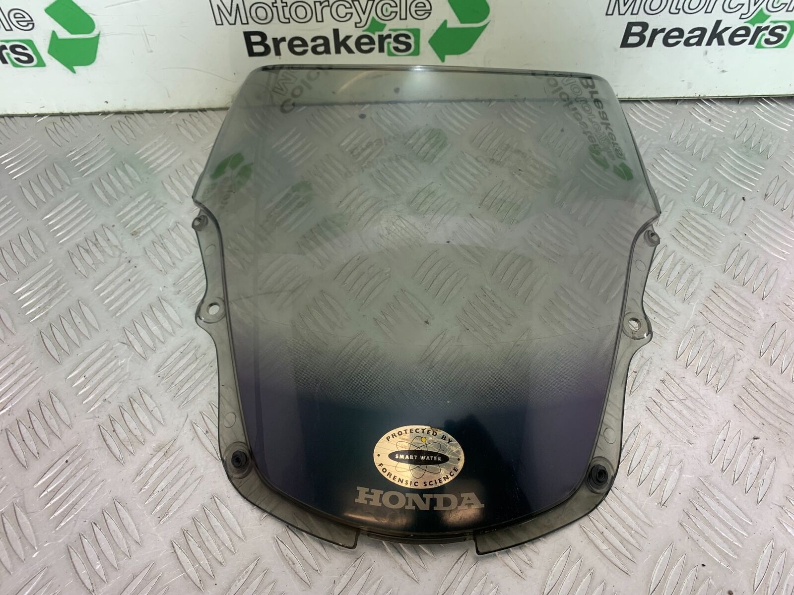 HONDA CBR1100 BLACKBIRD SCREEN  YEAR 1999-2005 (CMB1103)