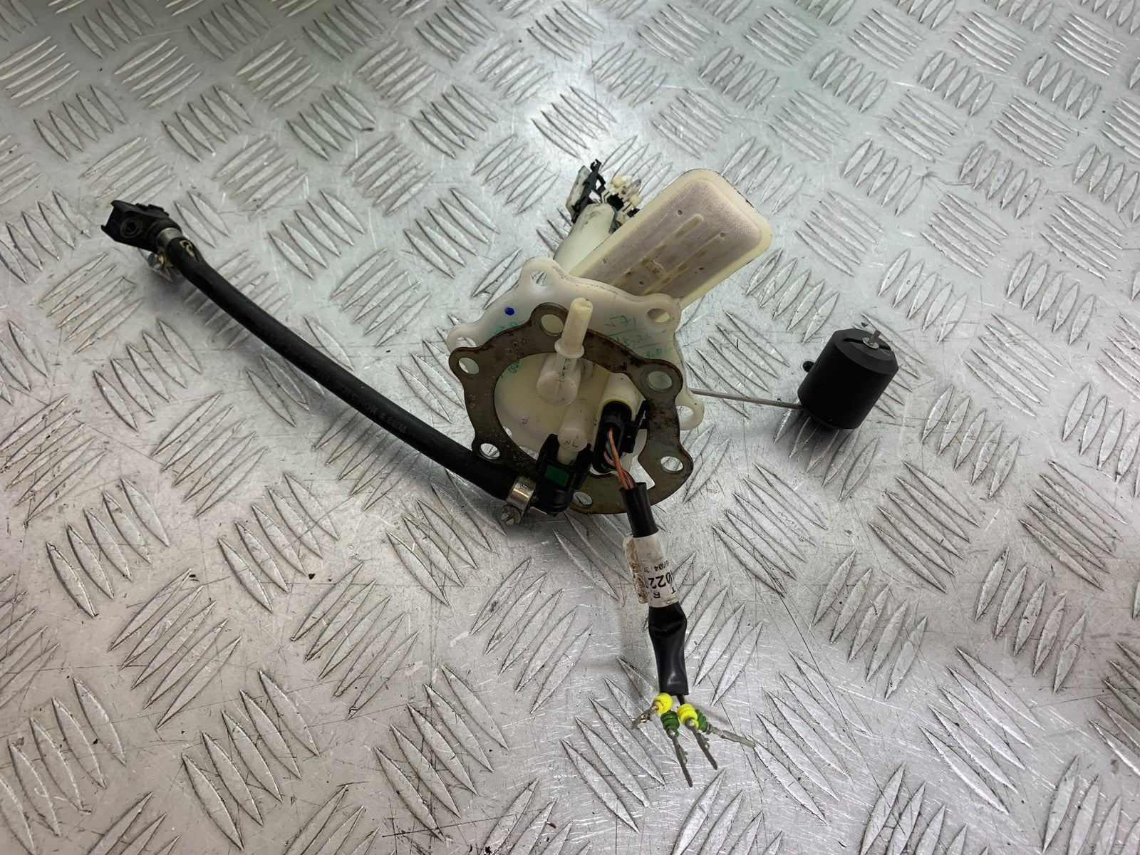 KTM DUKE 390 PETROL PUMP  YEAR 2017- 2023 (CMB1314)