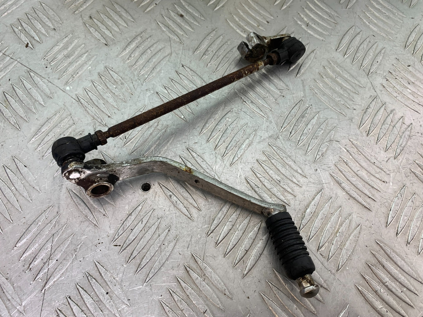 PIONEER XF250 GEAR LEVER YEAR 2009 (CMB1143)