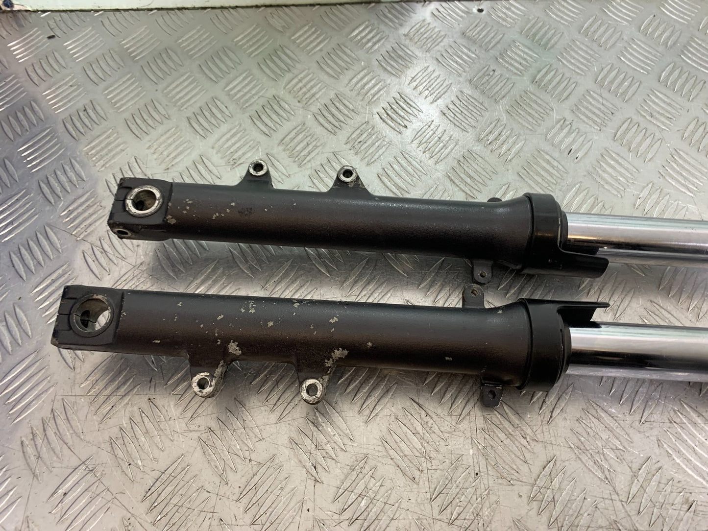 HONDA CBF600 CBF 600 FORKS YEAR 2004 -07 (CMB1247)