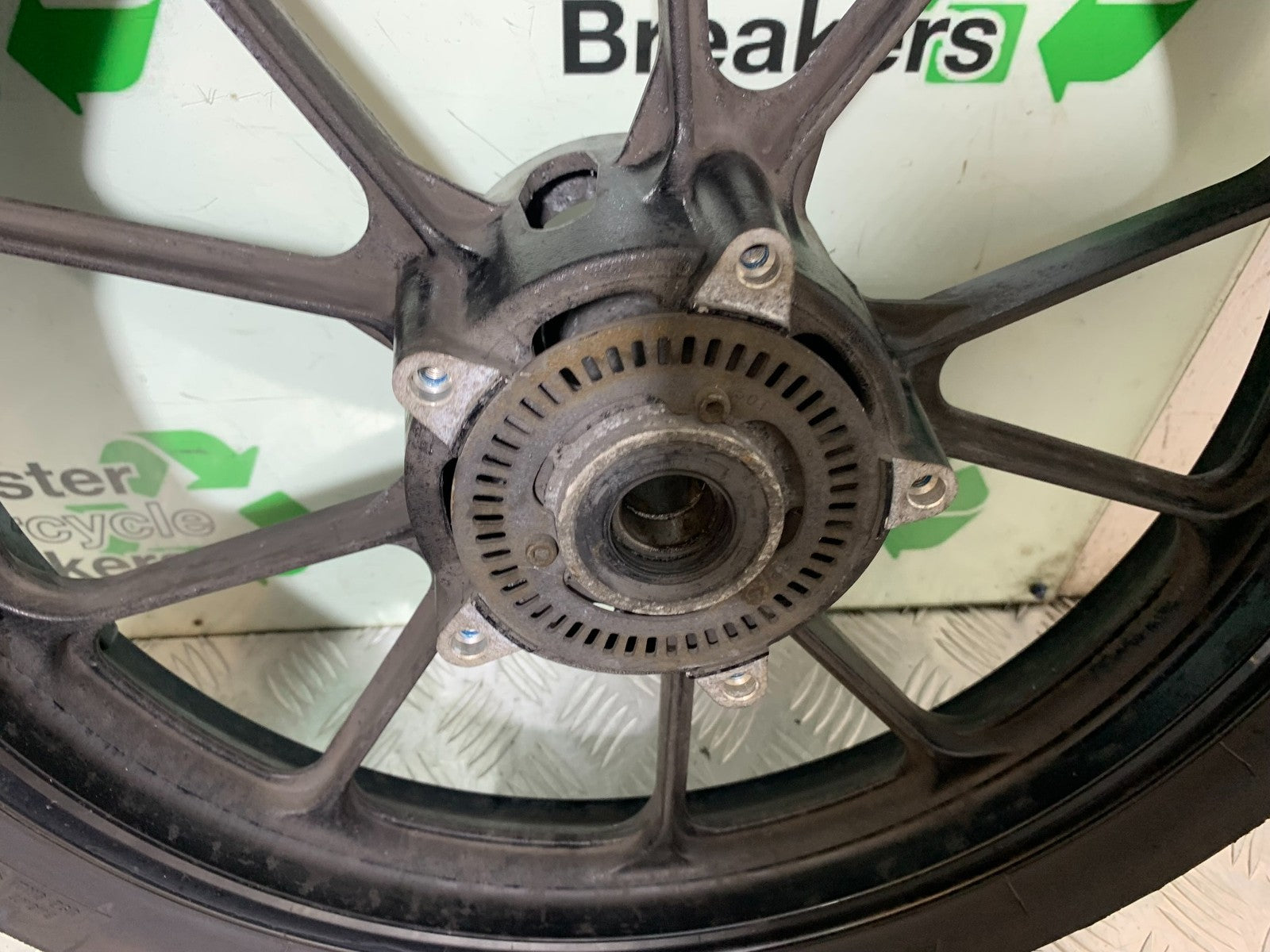 SUZUKI DL1000 V-STROM FRONT WHEEL YEAR 2014-2019 (CMB1325)