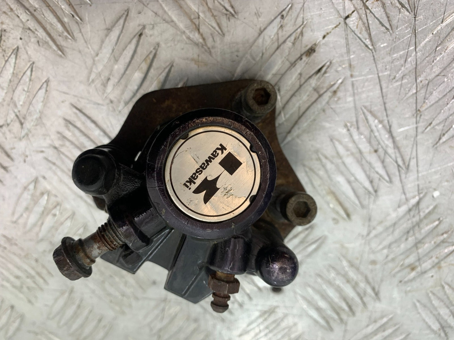 KAWASAKI KLR250 KLR 250 FRONT BRAKE CALIPER   YEAR 1984-2001 (CMB1225)