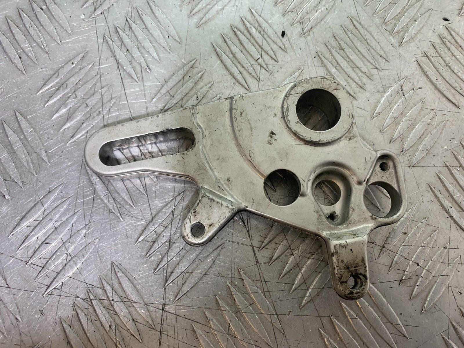 APRILIA RSV4 FACTORY REAR CALIPER BRACKET YEAR 2009-2012 (CMB1224)