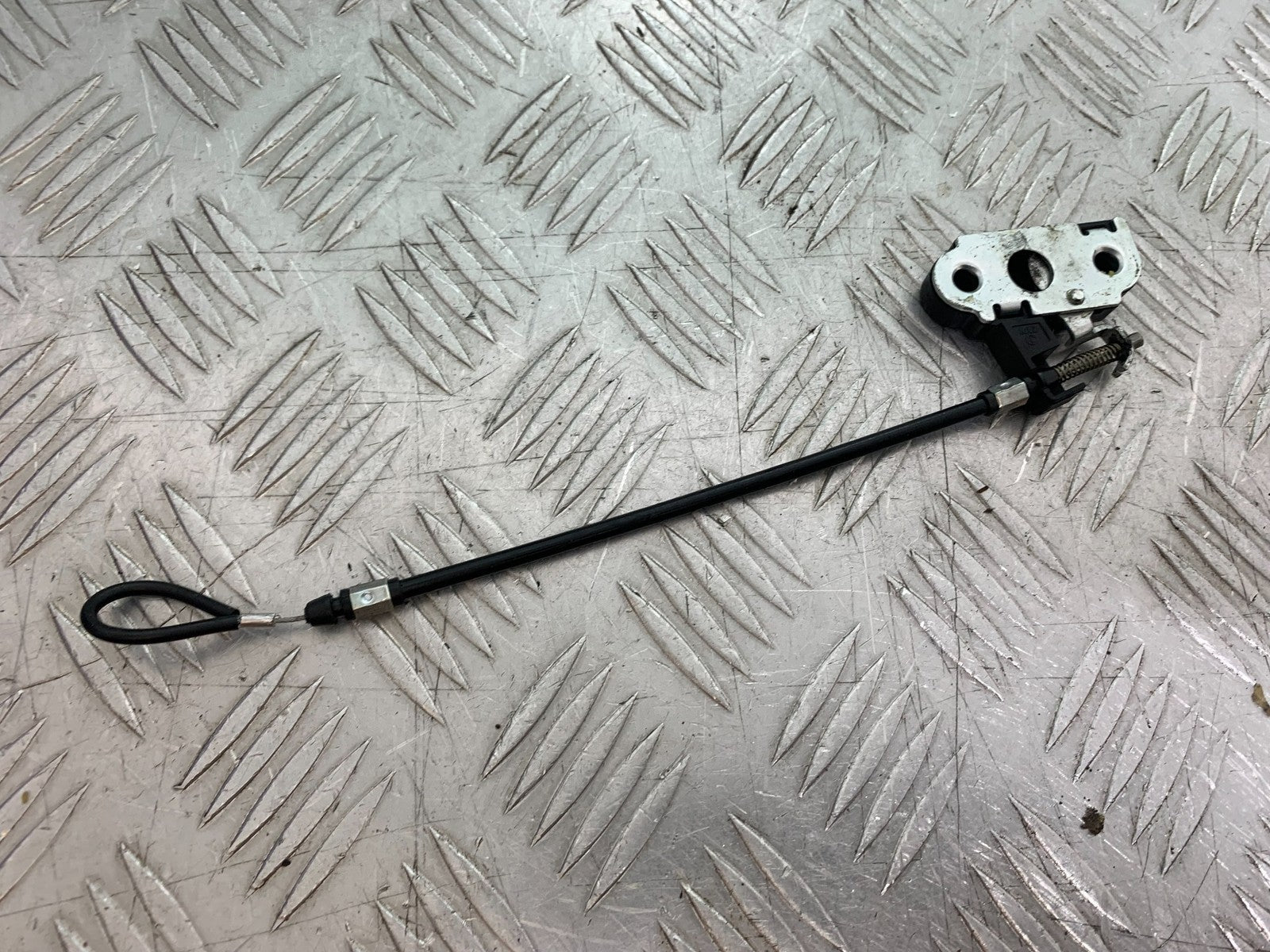 KTM 1290 SUPER DUKE R SEAT CATCH   YEAR 2020-2024 (CMB1272)