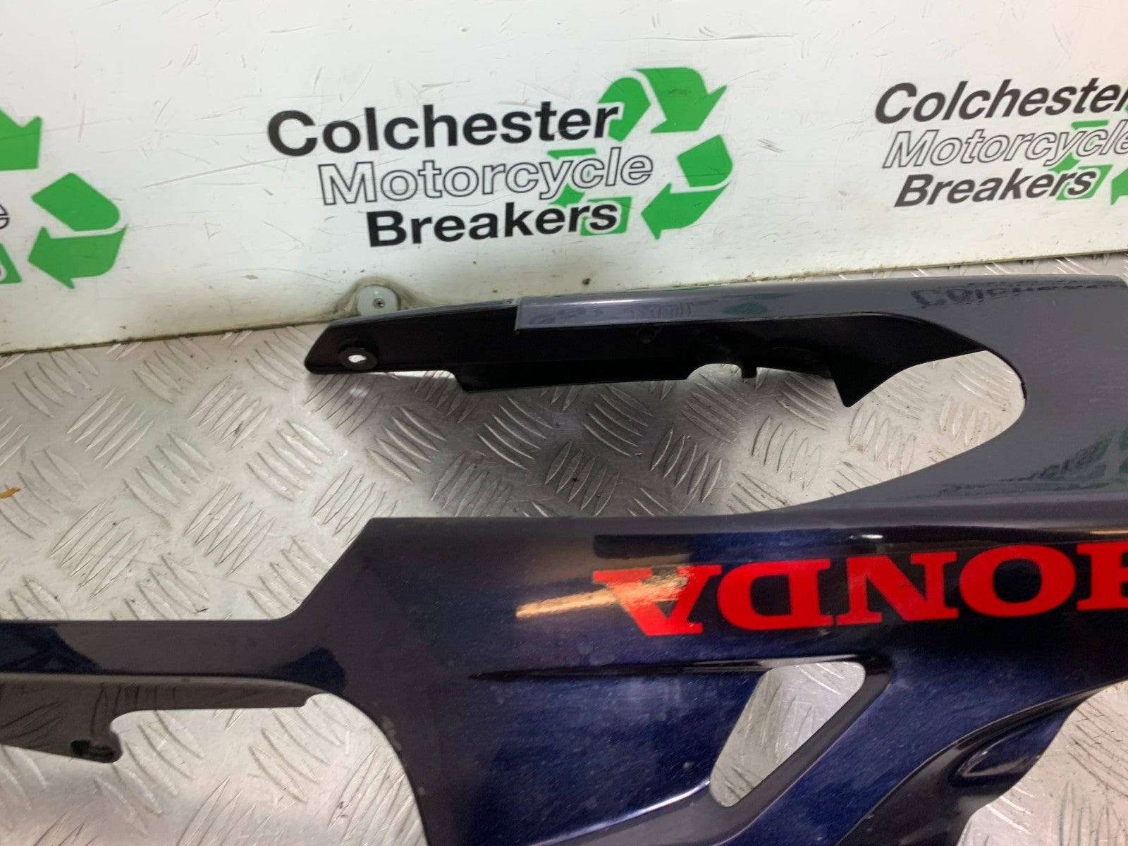 HONDA CBR1000 RR  BELLY PAN YEAR  2008-2011(CMB1330)