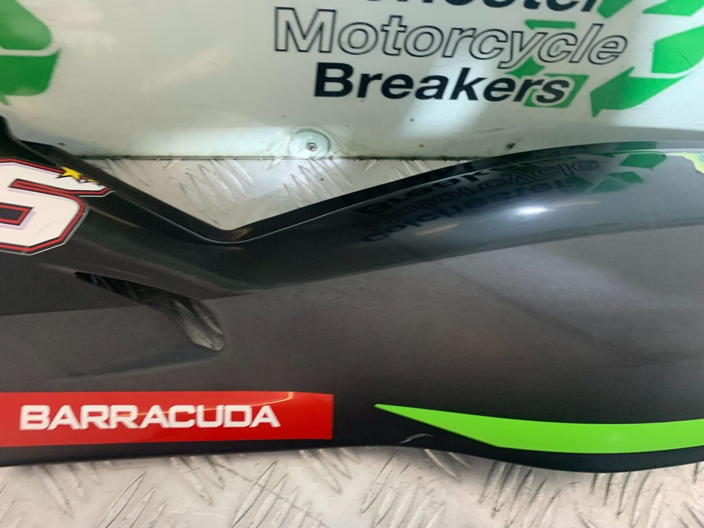 YAMAHA YZF600 YZF 600 THUNDERCAT LEFT & RIGHT SEAT PANELS  1996-2003 (CMB1134)