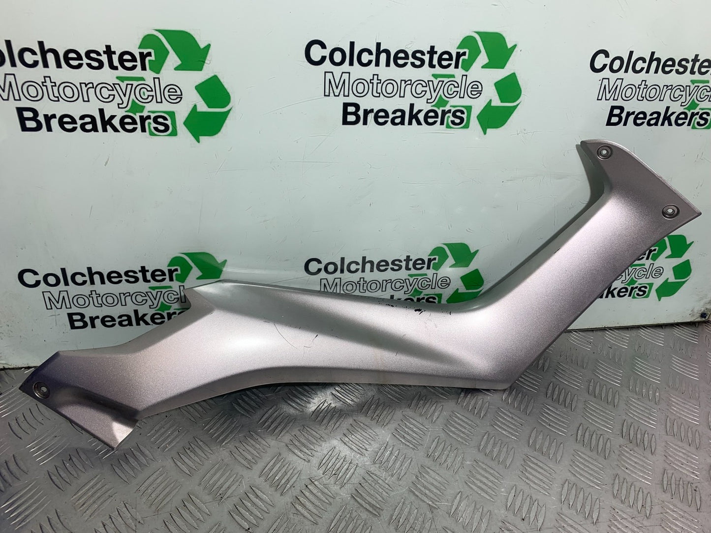 YAMAHA NMAX-125 N MAX 125 SIDE INFILL PANEL YEAR 2015-2020  (CMB1231)