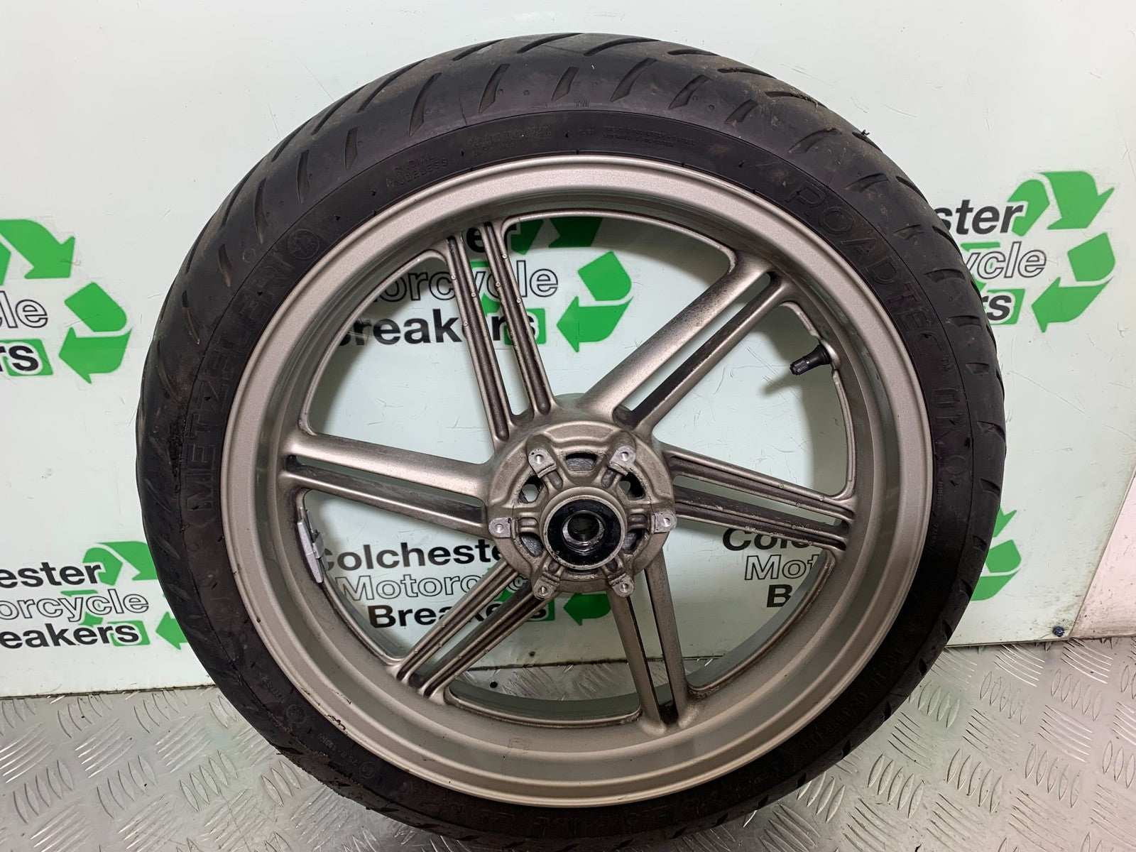 HONDA CBF600 CBF 600 FRONT WHEEL YEAR 2004 -07 (CMB1247)