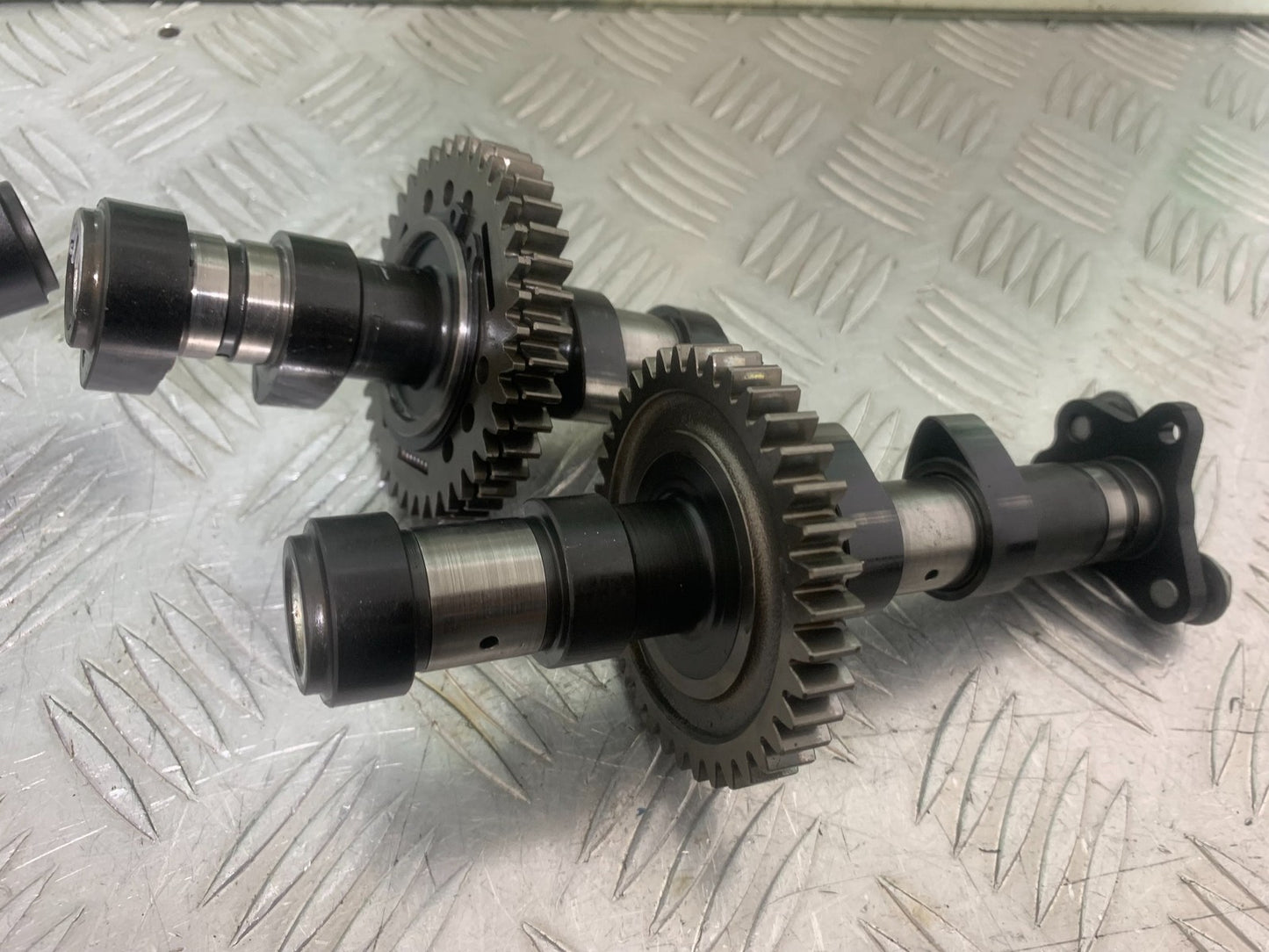 APRILIA RSV4 FACTORY FRONT AND REAR CANSHAFTS    YEAR 2009-2012 (CMB1224)