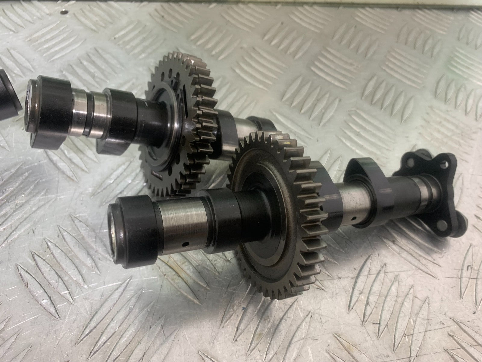 APRILIA RSV4 FACTORY FRONT AND REAR CANSHAFTS    YEAR 2009-2012 (CMB1224)