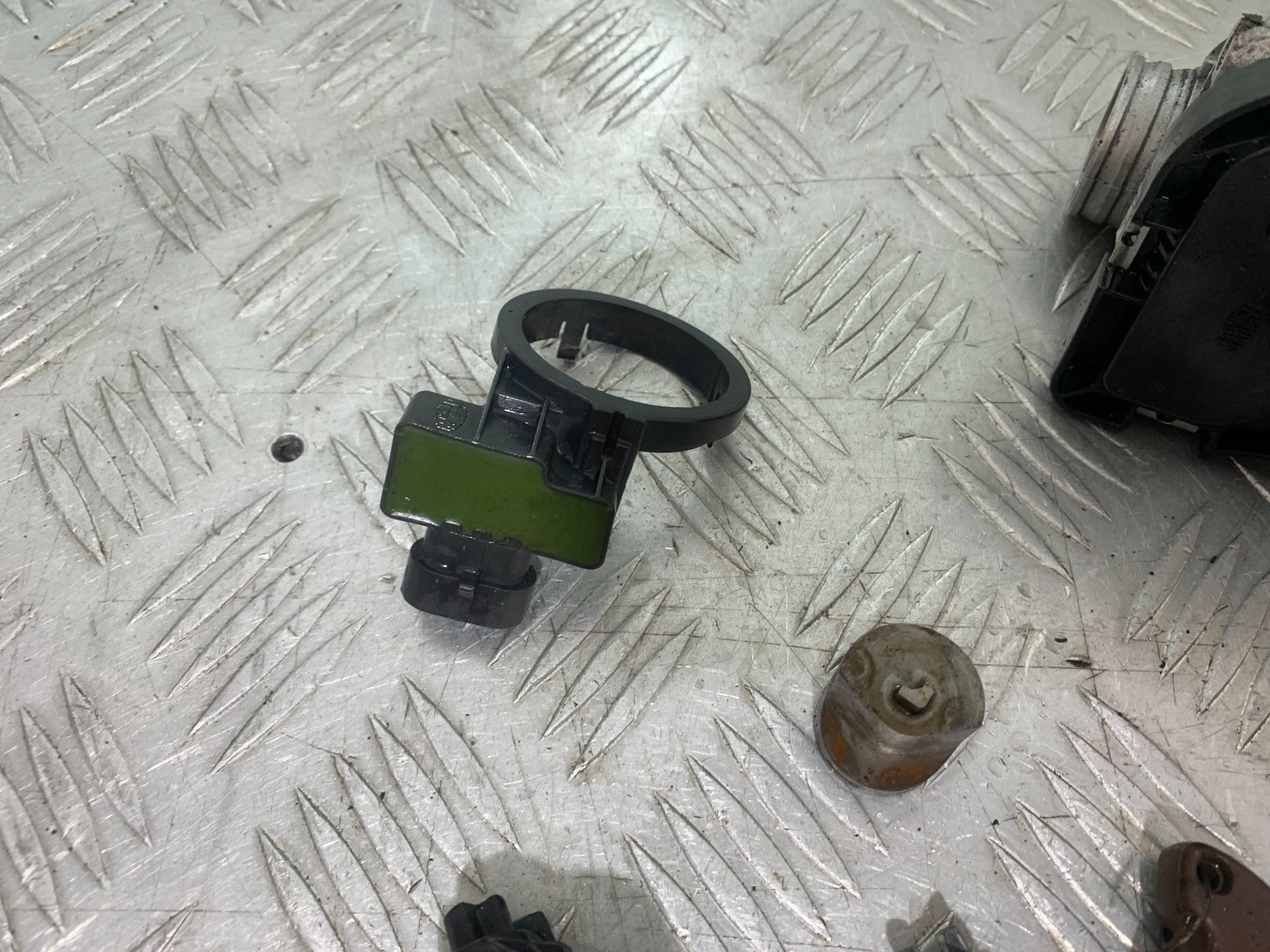PIAGGIO VESPA GTS 125 ECU LOCK KEY  YEAR 2009-2014  (CMB1261)