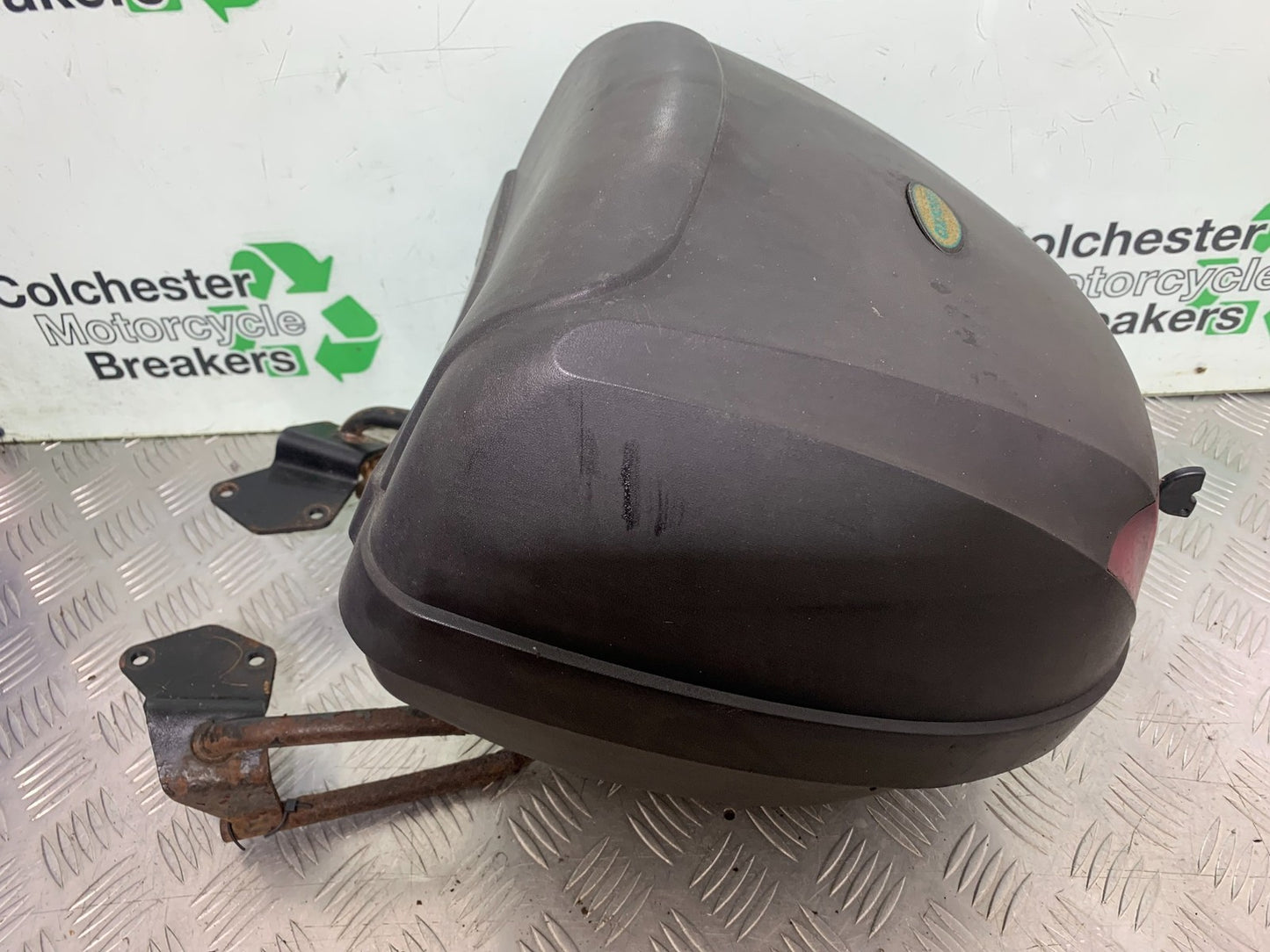 HONDA CBF125 CBF 125 OXFORD TOP BOX RACK KEY YEAR 2009-14 (CMB1182)
