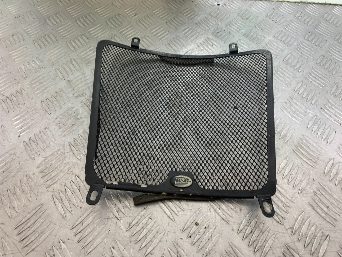 APRILIA TUONO 1000 V4R RADIATOR GRILL  YEAR 2011-13  (CMB1316)
