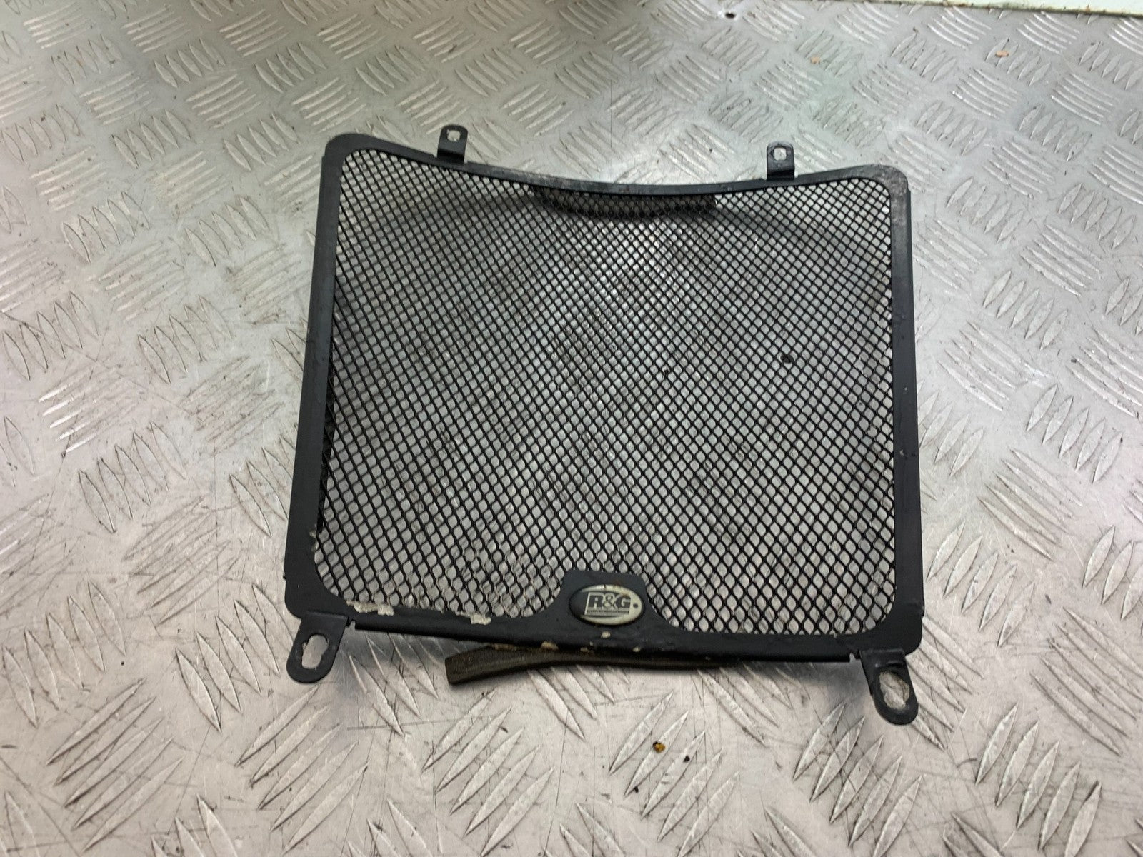 APRILIA TUONO 1000 V4R RADIATOR GRILL  YEAR 2011-13  (CMB1316)