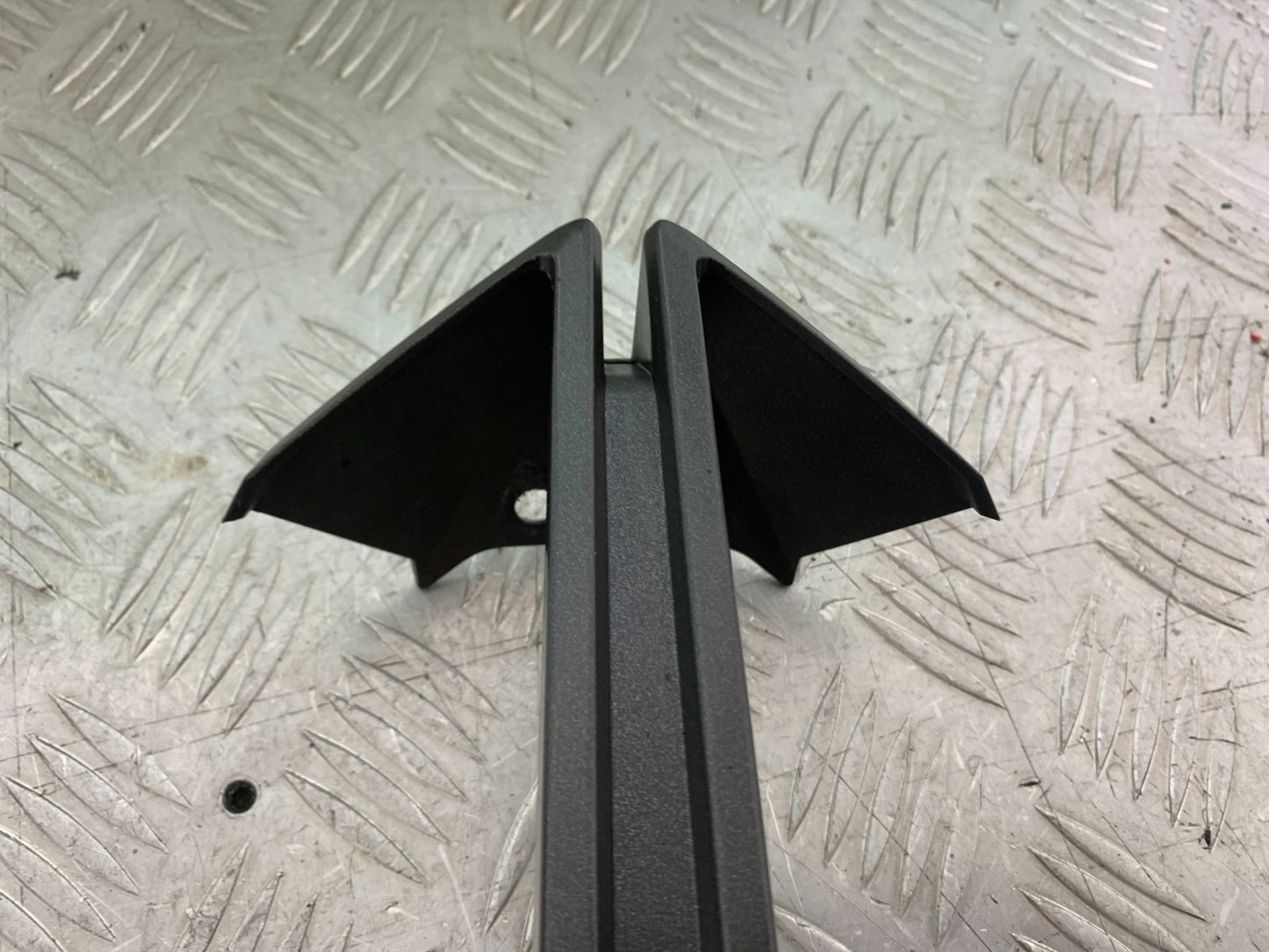 KTM 390 ADVENTURE MOUNTING BRACKET   YEAR 2020-24 (CMB1240)