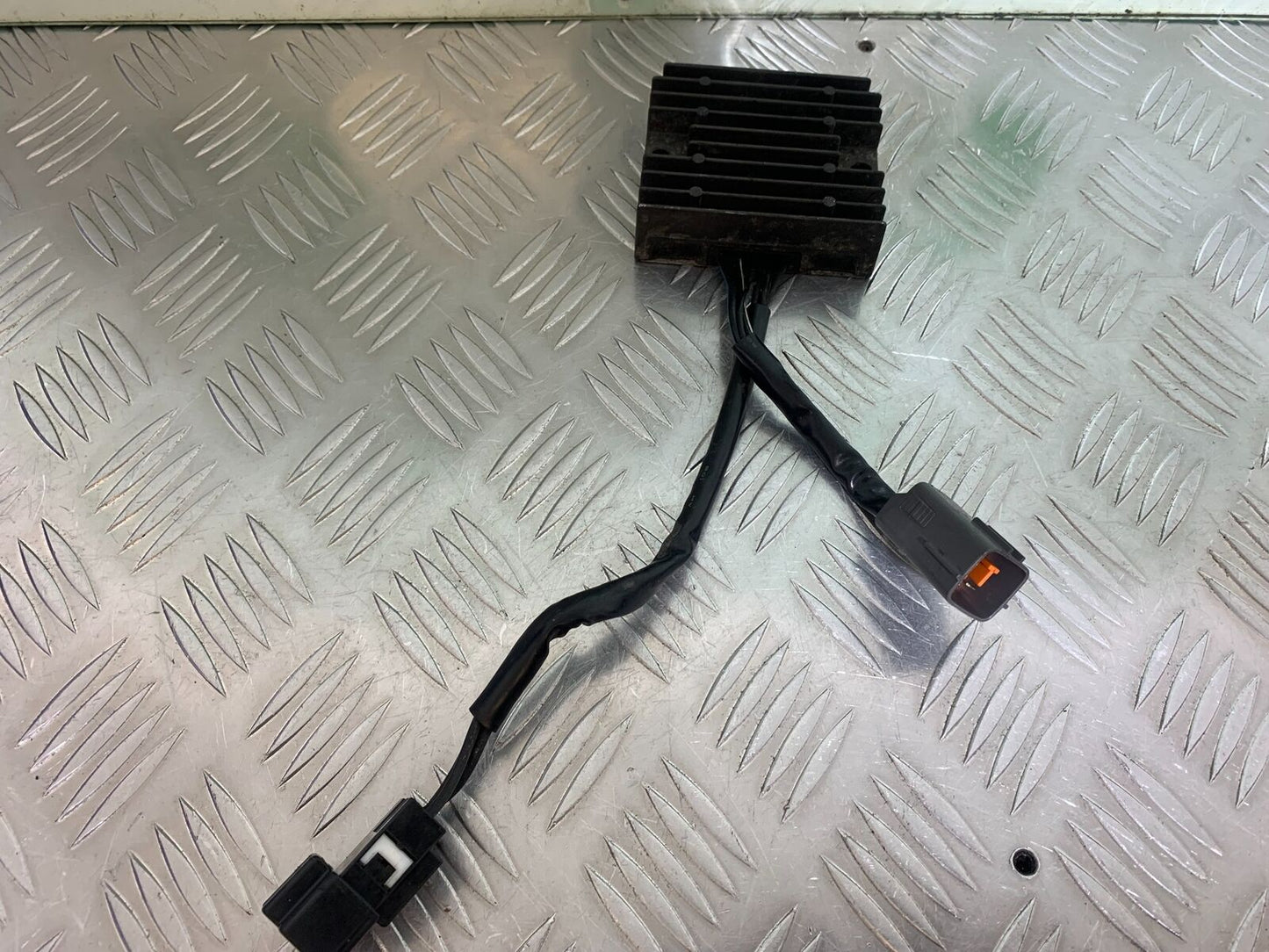 KAWASAKI ZX6R ZX6 R REGULATOR  YEAR 2007 2008 (CMB1002)