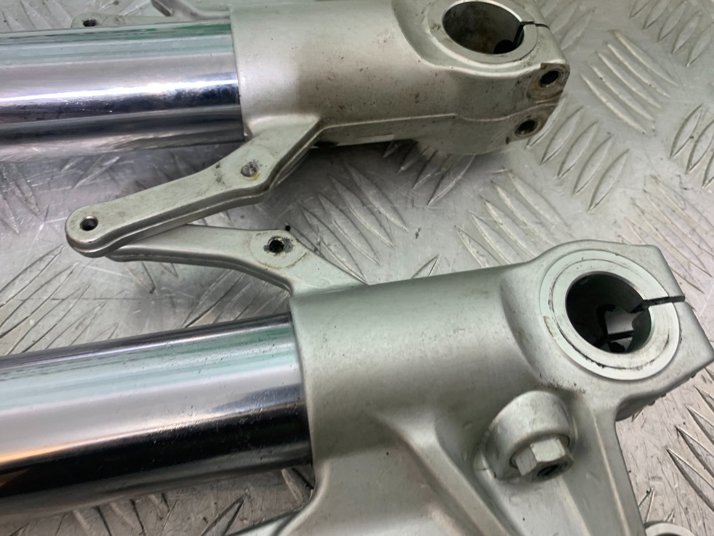APRILIA TUONO 1000 V4 FORKS  YEAR 2013-2014  (CMB1239)