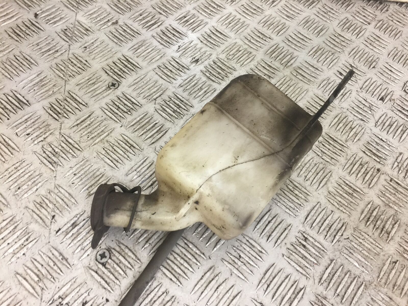 HONDA CBF500 CBF 500 COOLANT BOTTLE  YEAR 2004  (STOCK 585)