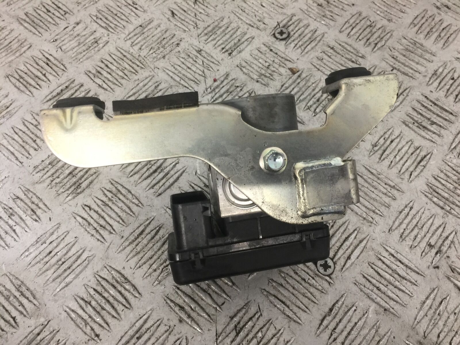 SUZUKI 650 BURGMAN ABS PUMP  YEAR 2014-2018 (STOCK 769)