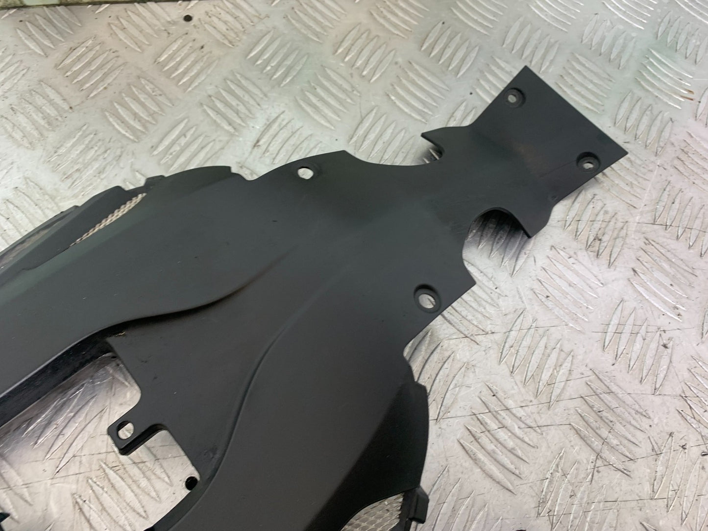 MV AGUSTA 800 F3 UNDERTRAY  YEAR 2017-2019 (CMB1227)