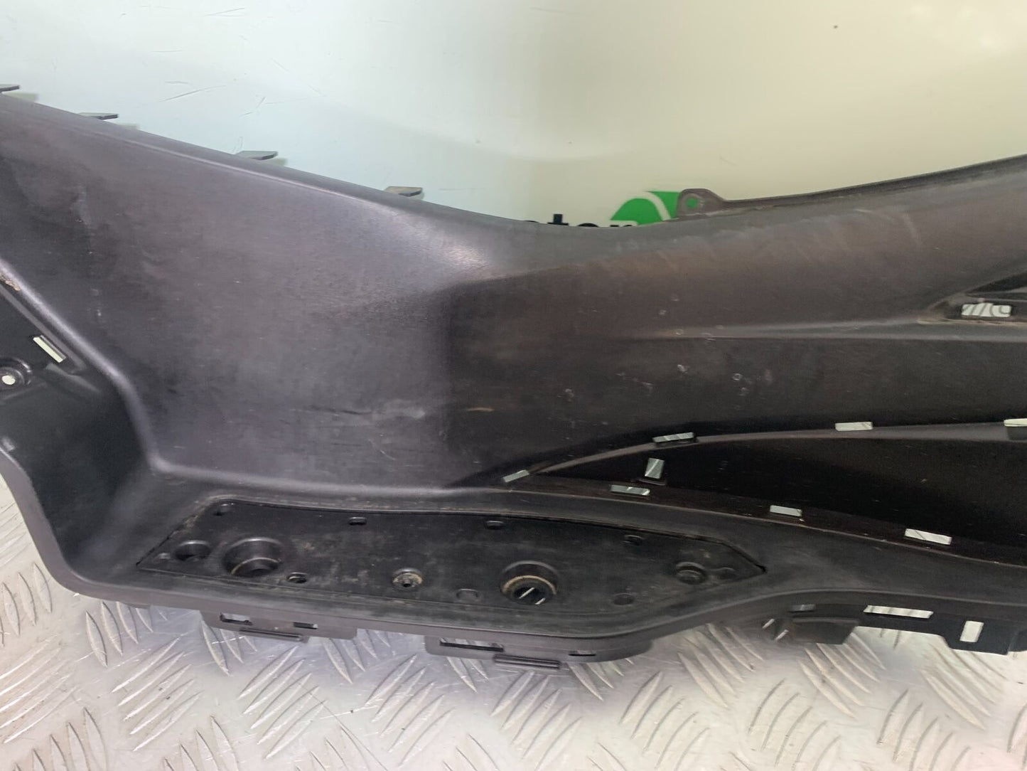 SUZUKI AN400 AN 400 BURGMAN LEFT FOOTBOARD  YEAR 2017-2024 (CMB1118)